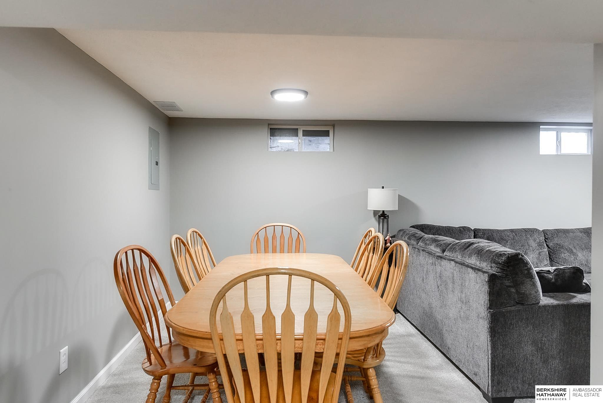 Wahoo, Nebraska 68066, United States, 3 Bedrooms Bedrooms, ,2 BathroomsBathrooms,Residential,Pending,13428