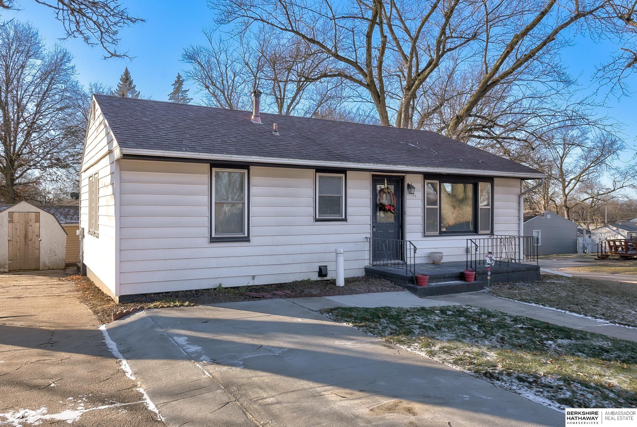 Wahoo, Nebraska 68066, United States, 3 Bedrooms Bedrooms, ,2 BathroomsBathrooms,Residential,Pending,13428