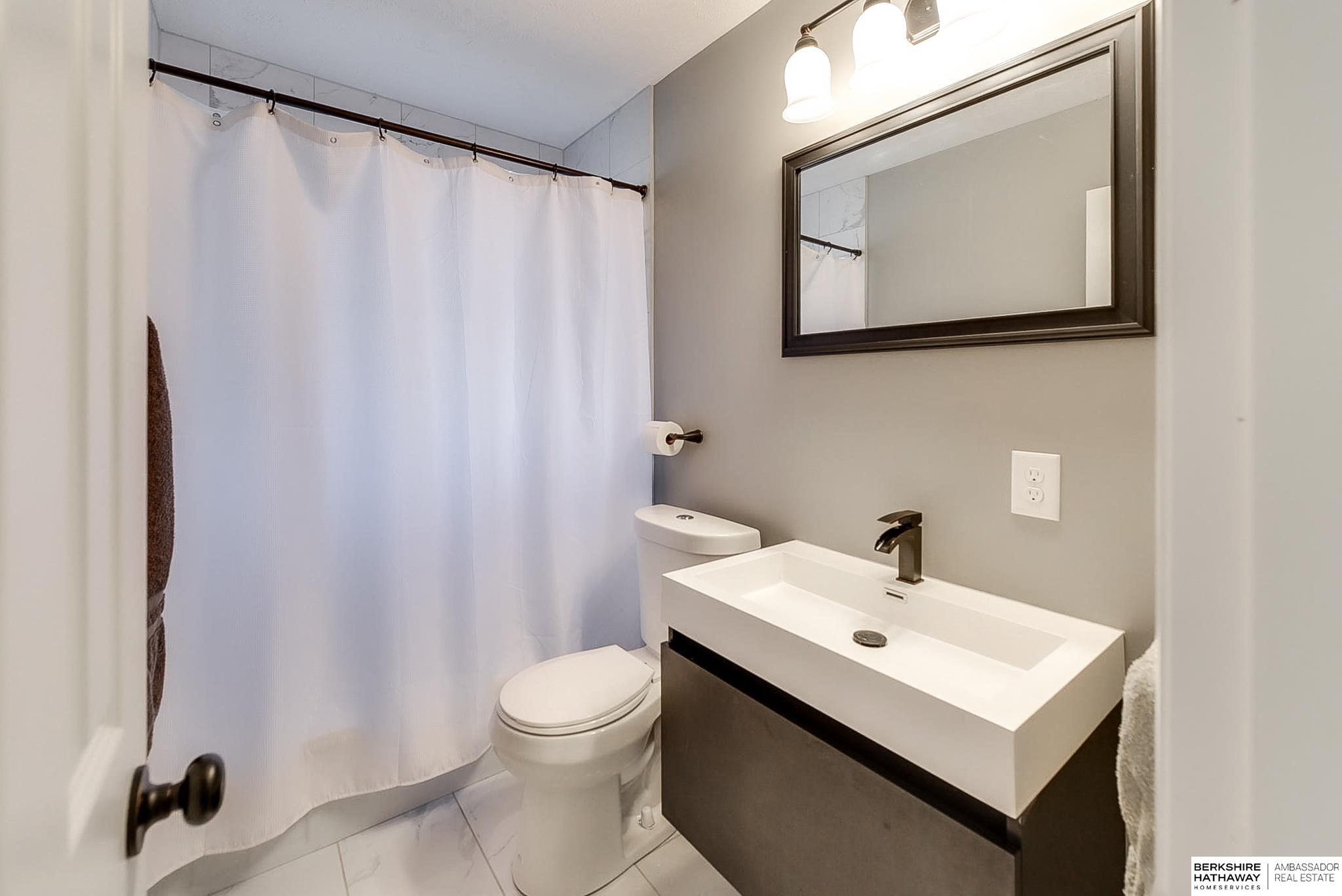 Wahoo, Nebraska 68066, United States, 3 Bedrooms Bedrooms, ,2 BathroomsBathrooms,Residential,Pending,13428