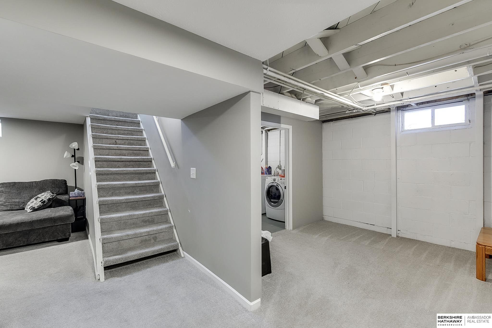 Wahoo, Nebraska 68066, United States, 3 Bedrooms Bedrooms, ,2 BathroomsBathrooms,Residential,Pending,13428