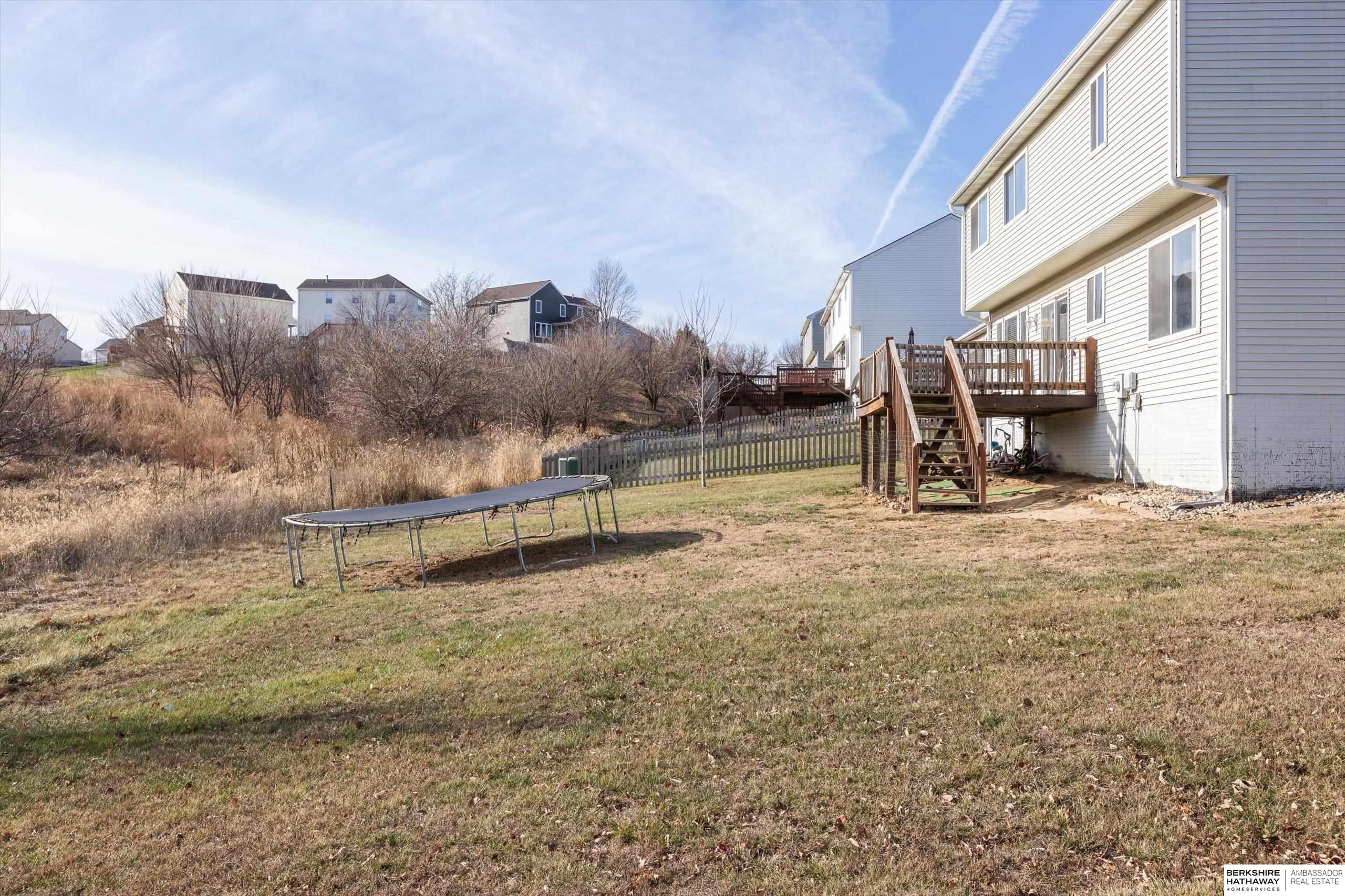 Bellevue, Nebraska 68123, United States, 4 Bedrooms Bedrooms, ,3 BathroomsBathrooms,Residential,Pending,26549