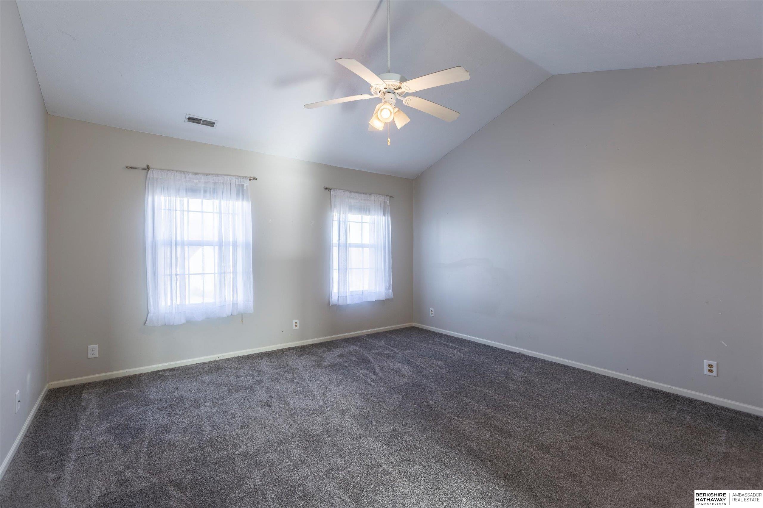 Bellevue, Nebraska 68123, United States, 4 Bedrooms Bedrooms, ,3 BathroomsBathrooms,Residential,Pending,26549