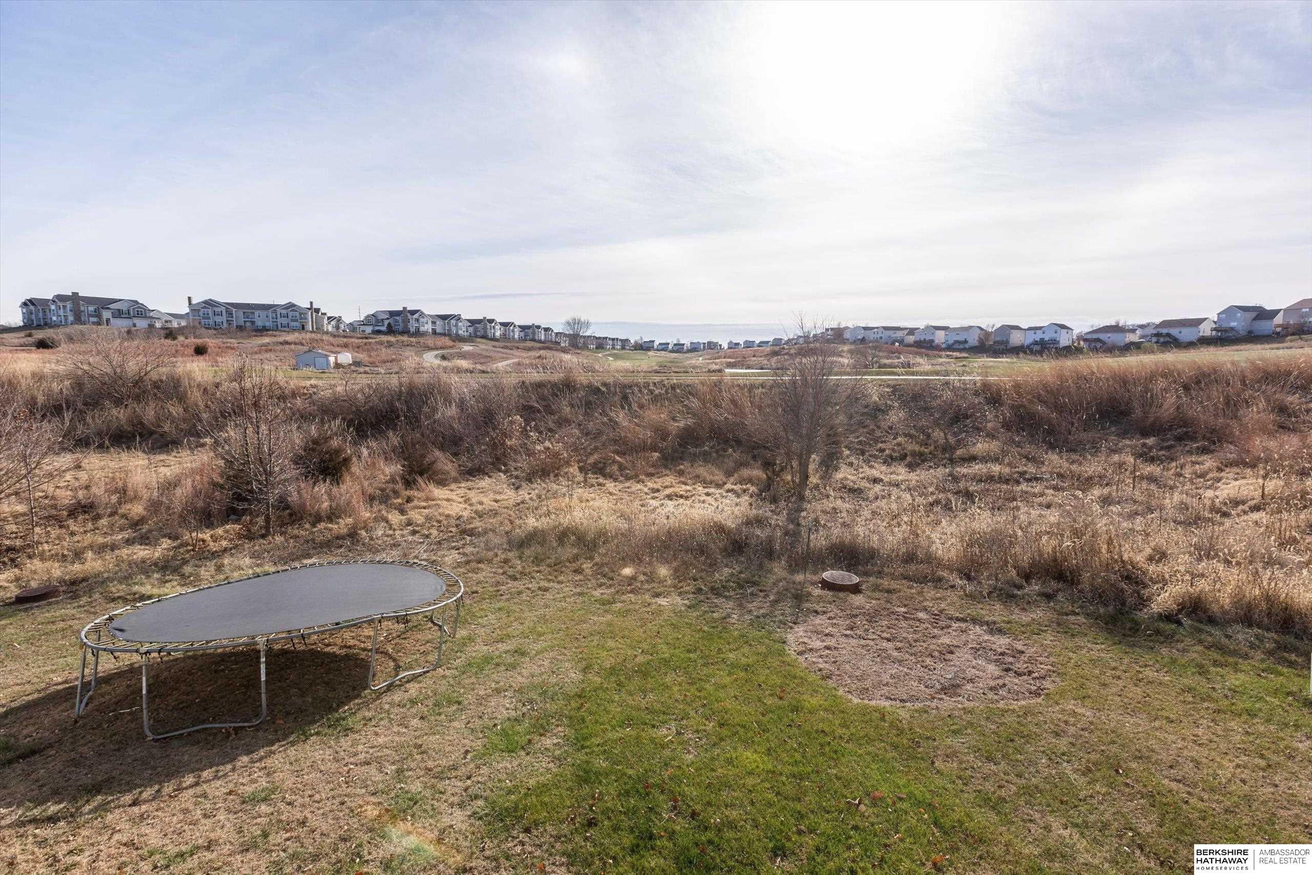 Bellevue, Nebraska 68123, United States, 4 Bedrooms Bedrooms, ,3 BathroomsBathrooms,Residential,Pending,26549