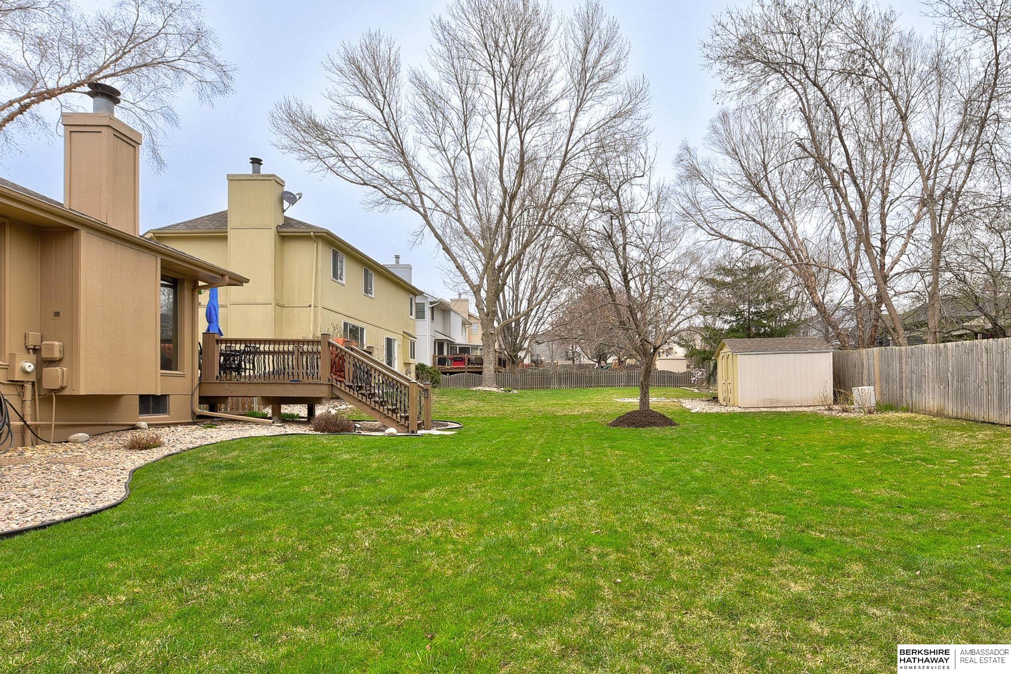 Omaha, Nebraska 68135, United States, 4 Bedrooms Bedrooms, ,3 BathroomsBathrooms,Residential,Pending,103329