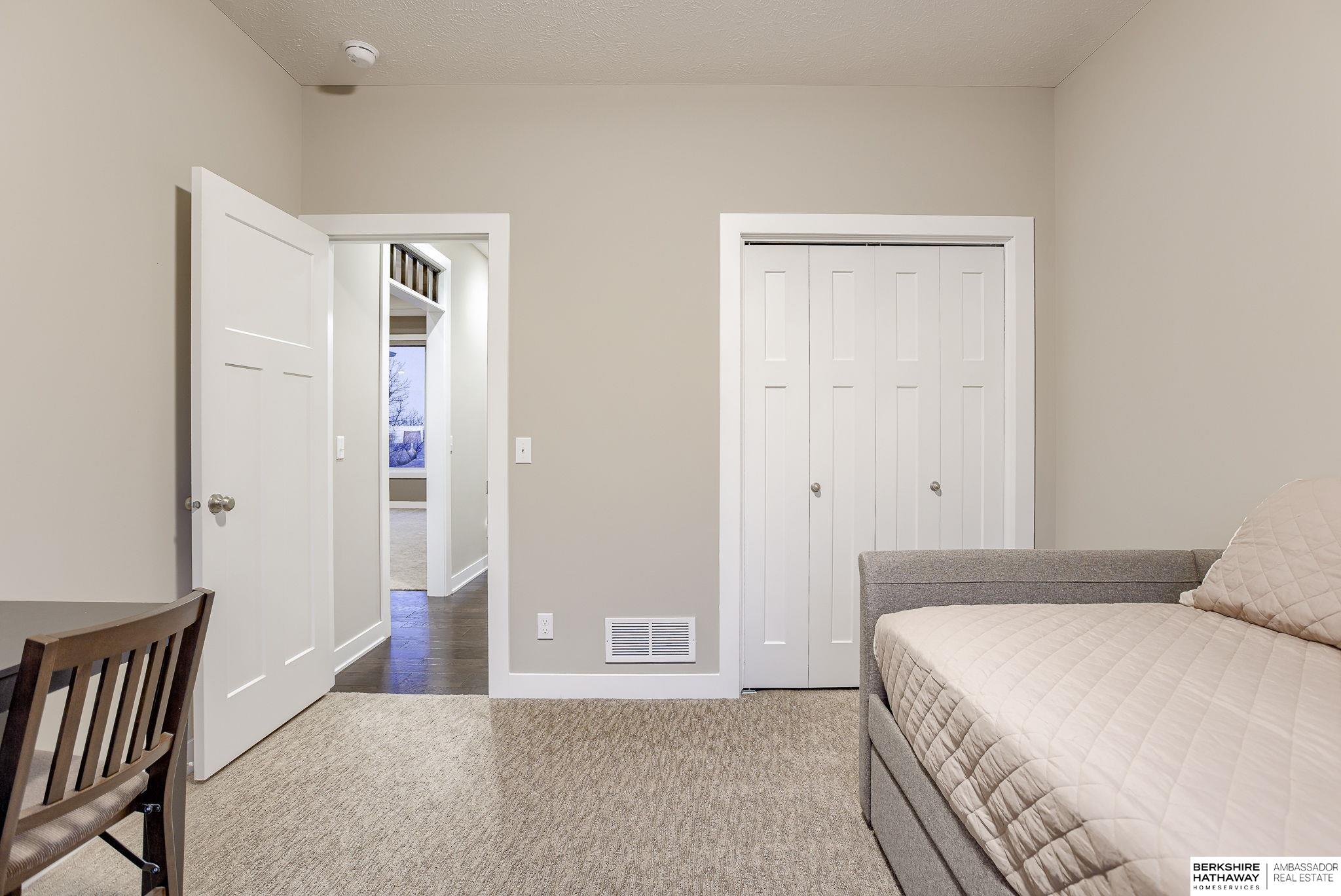 Louisville, Nebraska 68037, United States, 5 Bedrooms Bedrooms, ,3 BathroomsBathrooms,Residential,Active,8490