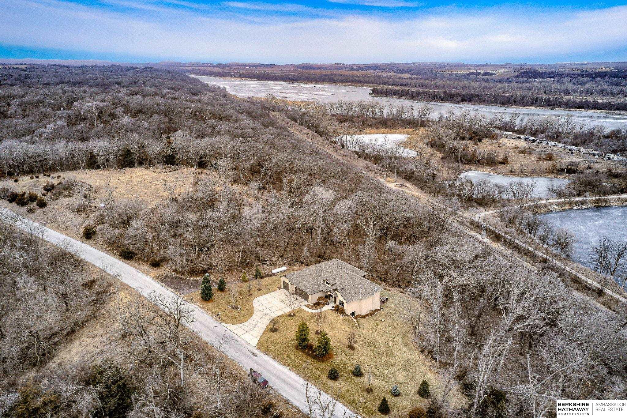 Louisville, Nebraska 68037, United States, 5 Bedrooms Bedrooms, ,3 BathroomsBathrooms,Residential,Active,8490