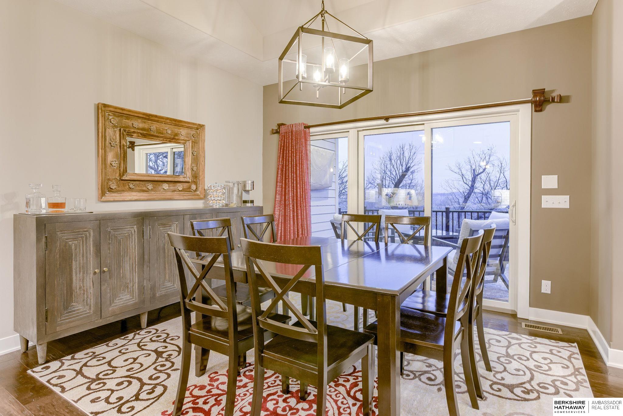 Louisville, Nebraska 68037, United States, 5 Bedrooms Bedrooms, ,3 BathroomsBathrooms,Residential,Active,8490