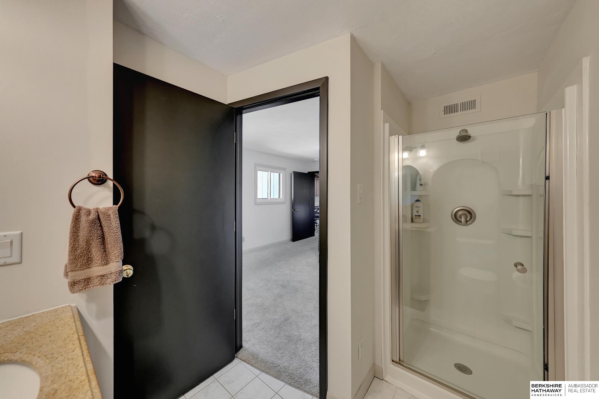 Fort Calhoun, Nebraska 68023, United States, 5 Bedrooms Bedrooms, ,3 BathroomsBathrooms,Residential,Active,1758