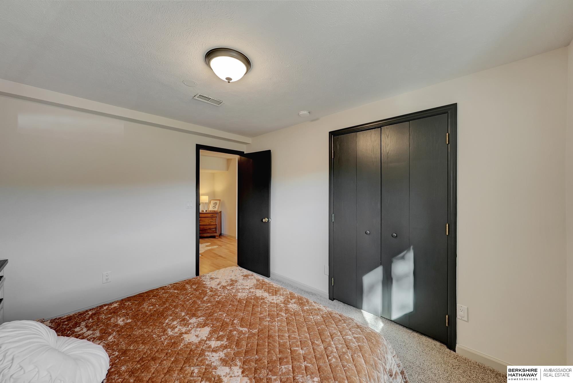 Fort Calhoun, Nebraska 68023, United States, 5 Bedrooms Bedrooms, ,3 BathroomsBathrooms,Residential,Active,1758