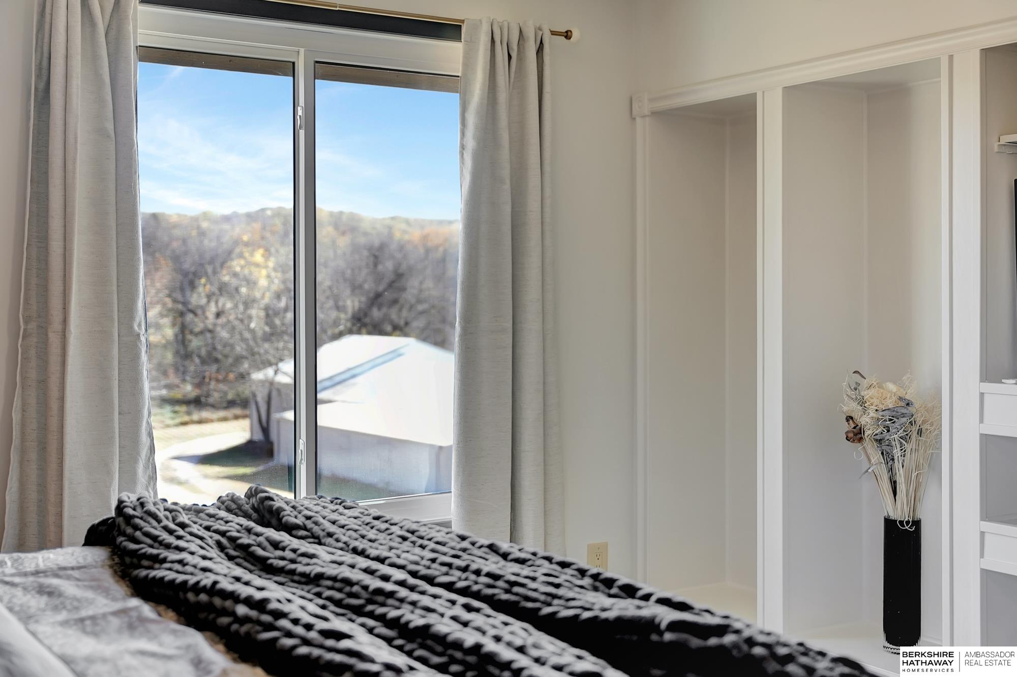 Fort Calhoun, Nebraska 68023, United States, 5 Bedrooms Bedrooms, ,3 BathroomsBathrooms,Residential,Active,1758