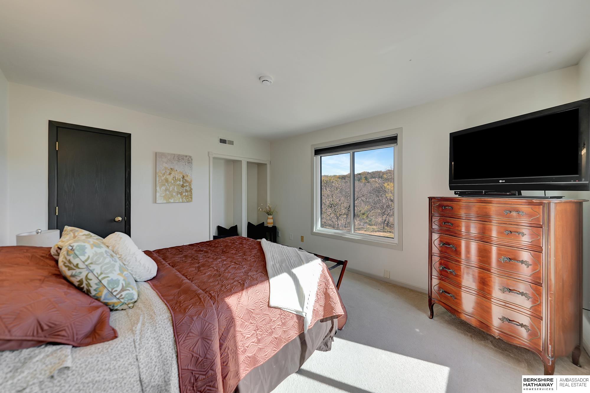 Fort Calhoun, Nebraska 68023, United States, 5 Bedrooms Bedrooms, ,3 BathroomsBathrooms,Residential,Active,1758