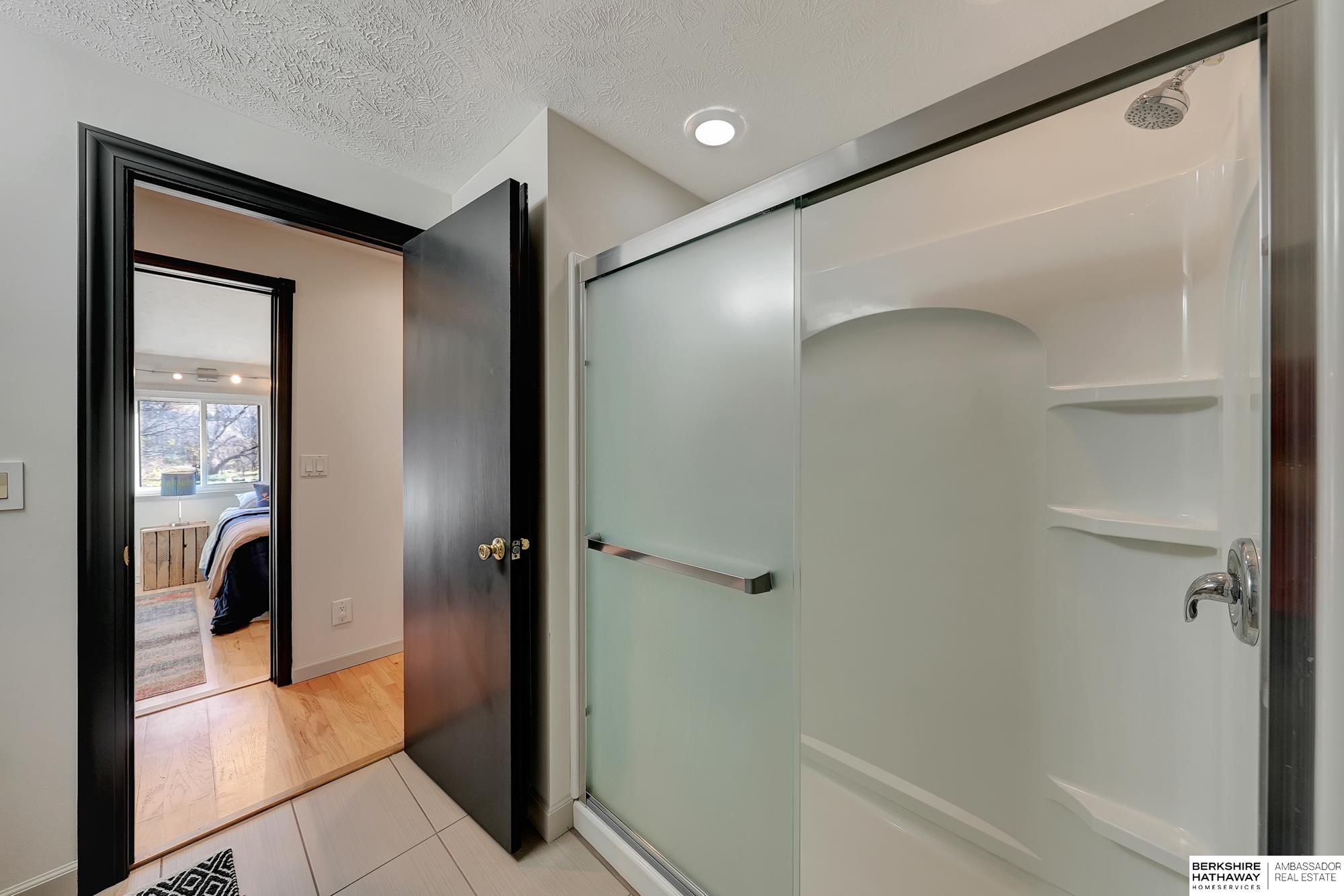 Fort Calhoun, Nebraska 68023, United States, 5 Bedrooms Bedrooms, ,3 BathroomsBathrooms,Residential,Active,1758