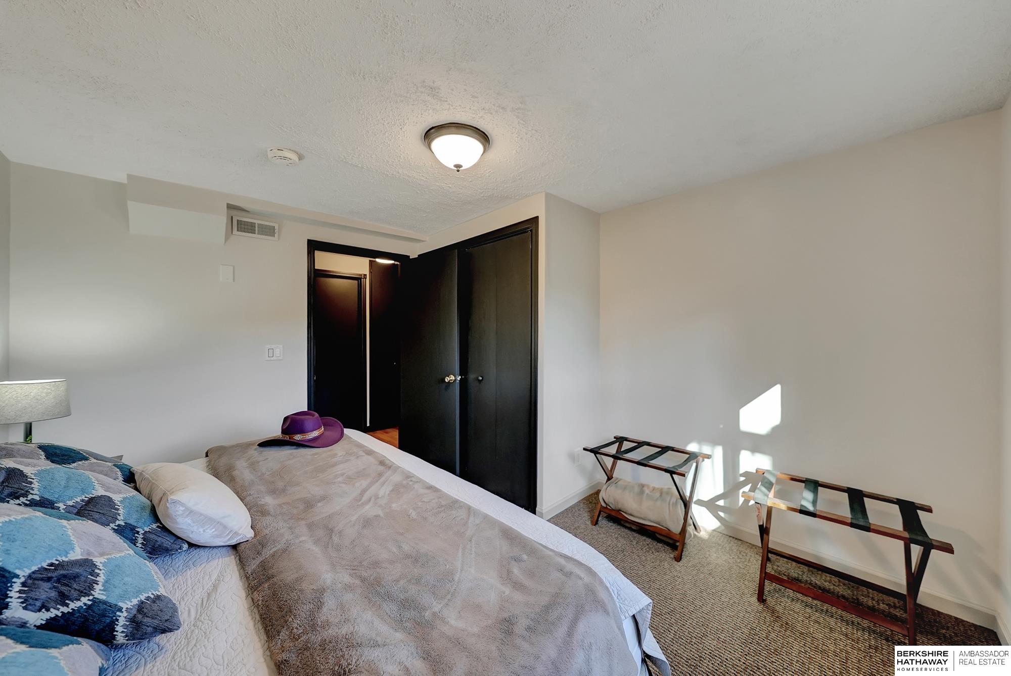 Fort Calhoun, Nebraska 68023, United States, 5 Bedrooms Bedrooms, ,3 BathroomsBathrooms,Residential,Active,1758