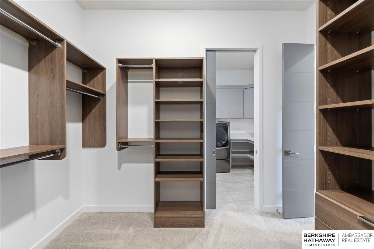 Elkhorn, Nebraska 68022, United States, 4 Bedrooms Bedrooms, ,5 BathroomsBathrooms,Residential,Pending,15675