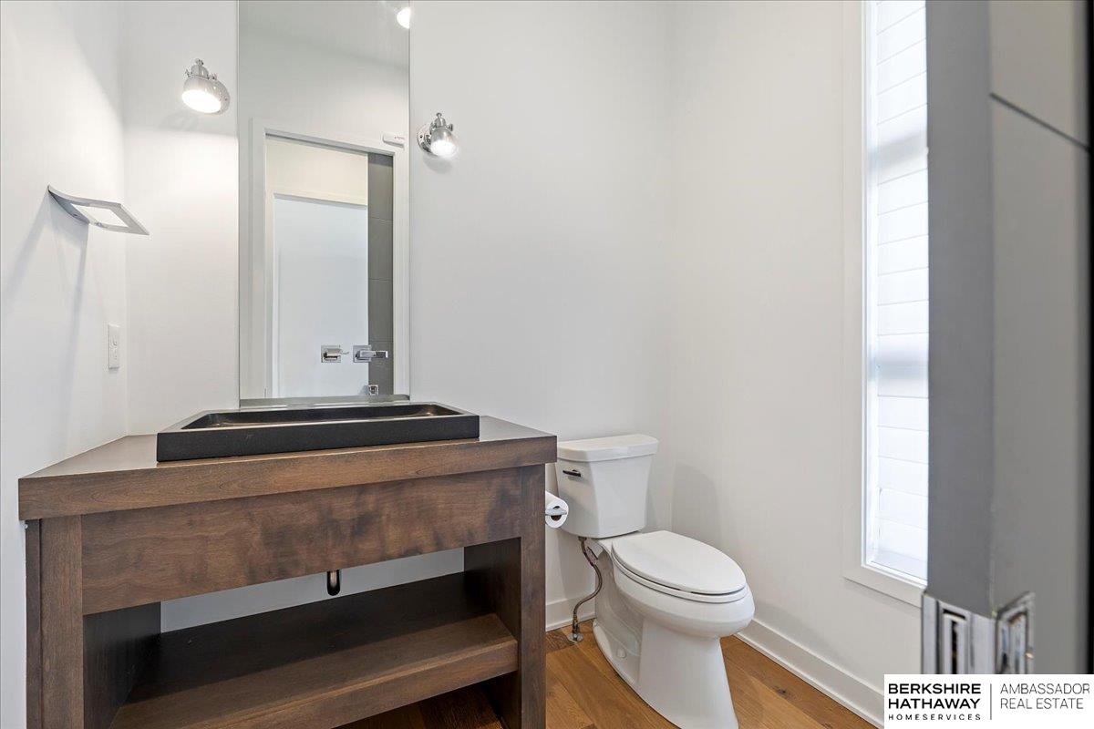 Elkhorn, Nebraska 68022, United States, 4 Bedrooms Bedrooms, ,5 BathroomsBathrooms,Residential,Pending,15675