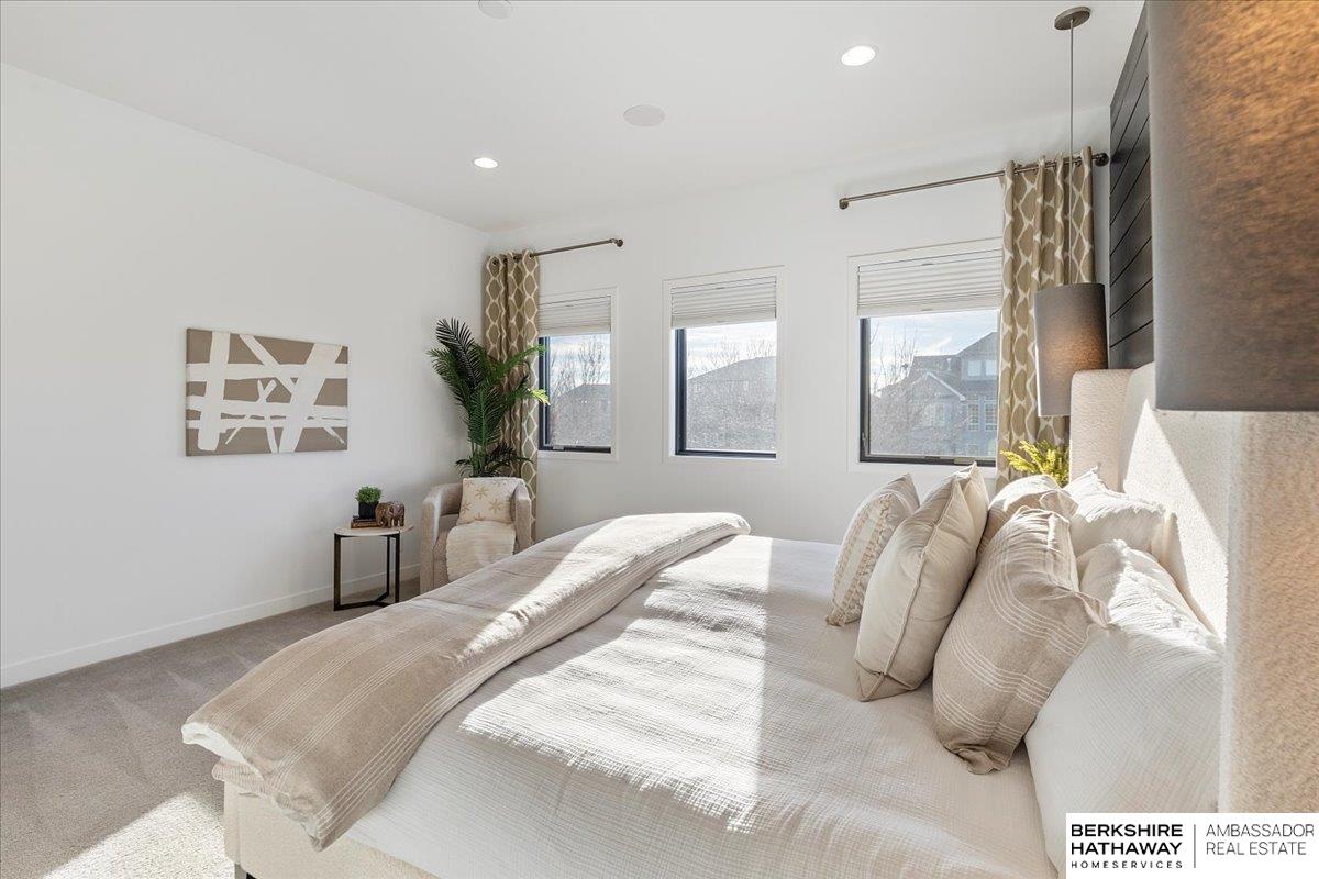 Elkhorn, Nebraska 68022, United States, 4 Bedrooms Bedrooms, ,5 BathroomsBathrooms,Residential,Pending,15675