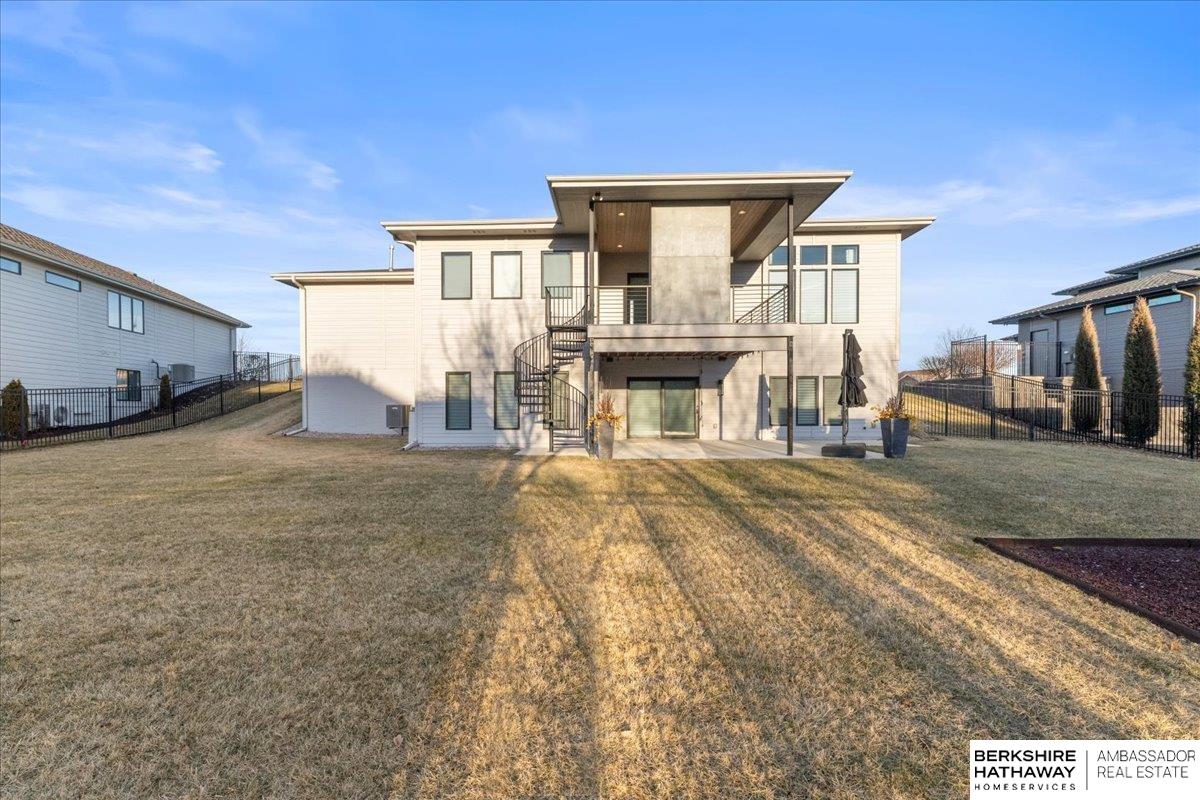 Elkhorn, Nebraska 68022, United States, 4 Bedrooms Bedrooms, ,5 BathroomsBathrooms,Residential,Pending,15675