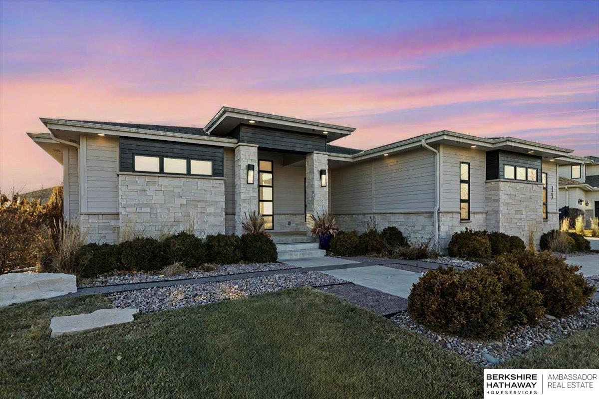 Elkhorn, Nebraska 68022, United States, 4 Bedrooms Bedrooms, ,5 BathroomsBathrooms,Residential,Pending,15675