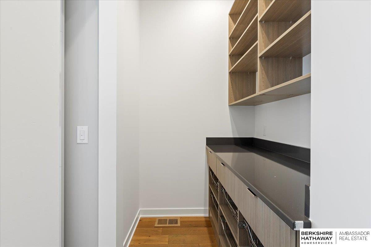 Elkhorn, Nebraska 68022, United States, 4 Bedrooms Bedrooms, ,5 BathroomsBathrooms,Residential,Pending,15675