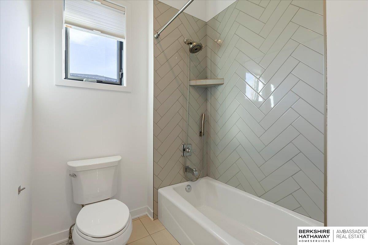 Elkhorn, Nebraska 68022, United States, 4 Bedrooms Bedrooms, ,5 BathroomsBathrooms,Residential,Pending,15675