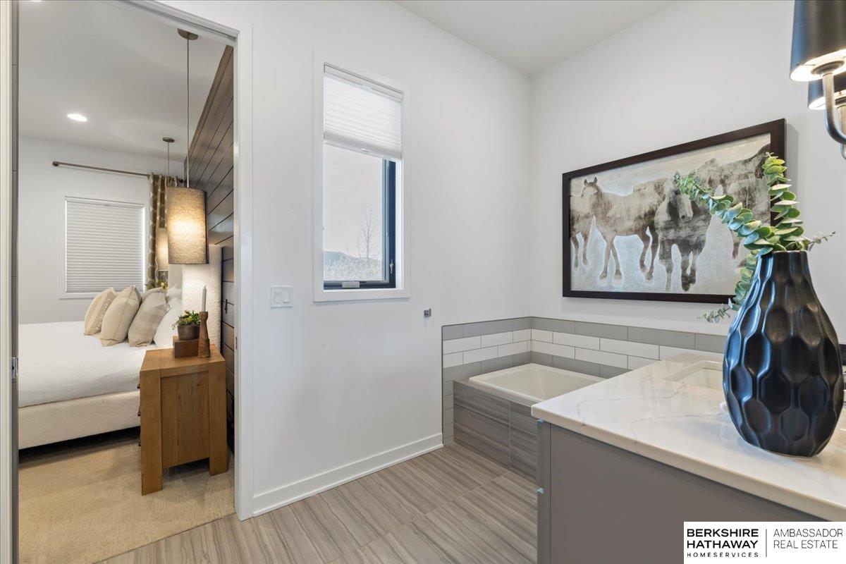 Elkhorn, Nebraska 68022, United States, 4 Bedrooms Bedrooms, ,5 BathroomsBathrooms,Residential,Pending,15675