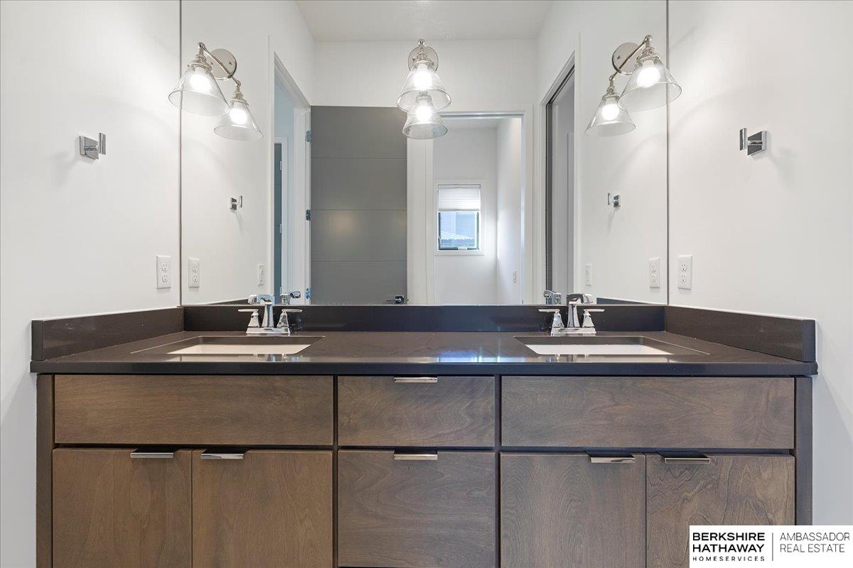 Elkhorn, Nebraska 68022, United States, 4 Bedrooms Bedrooms, ,5 BathroomsBathrooms,Residential,Pending,15675