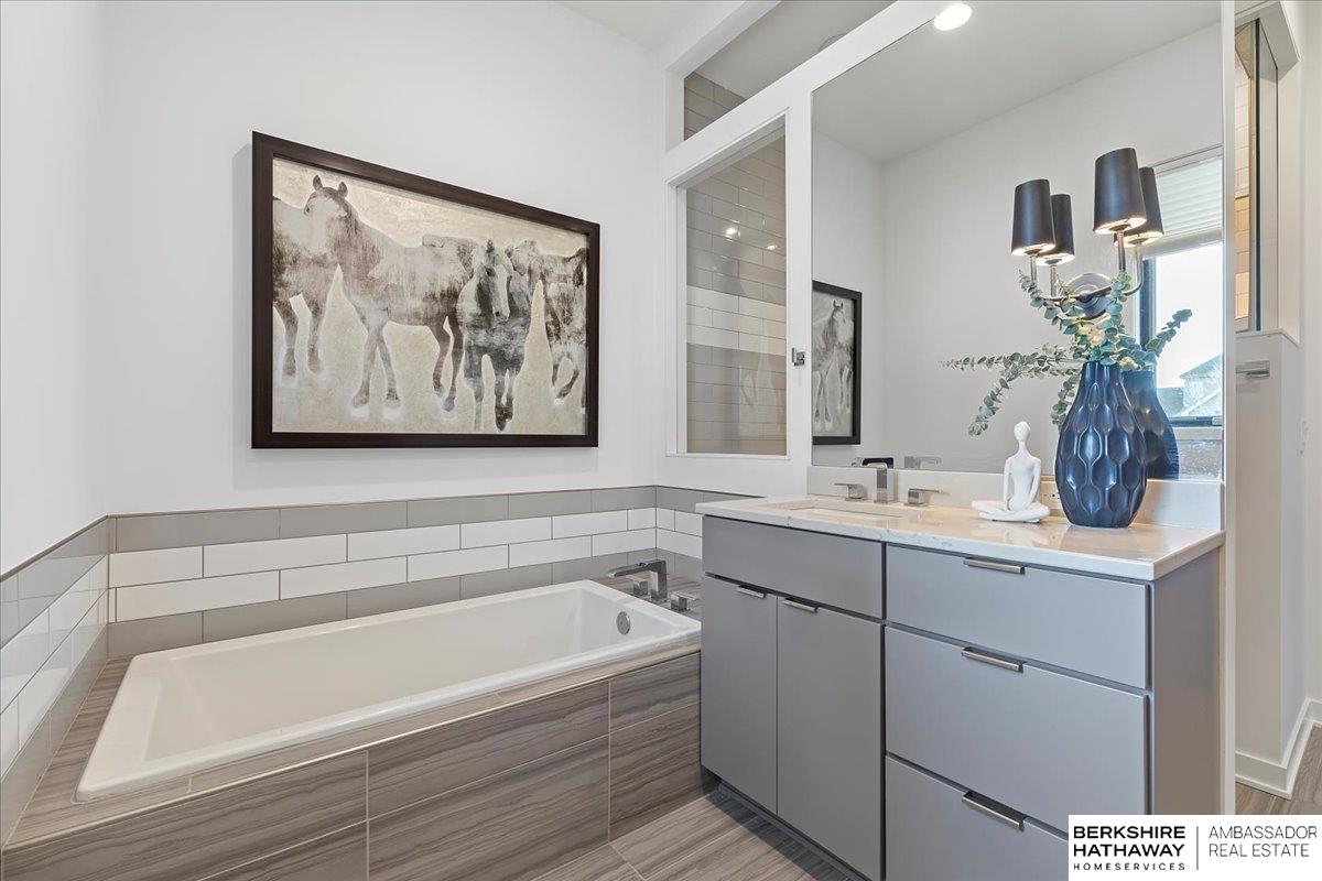 Elkhorn, Nebraska 68022, United States, 4 Bedrooms Bedrooms, ,5 BathroomsBathrooms,Residential,Pending,15675