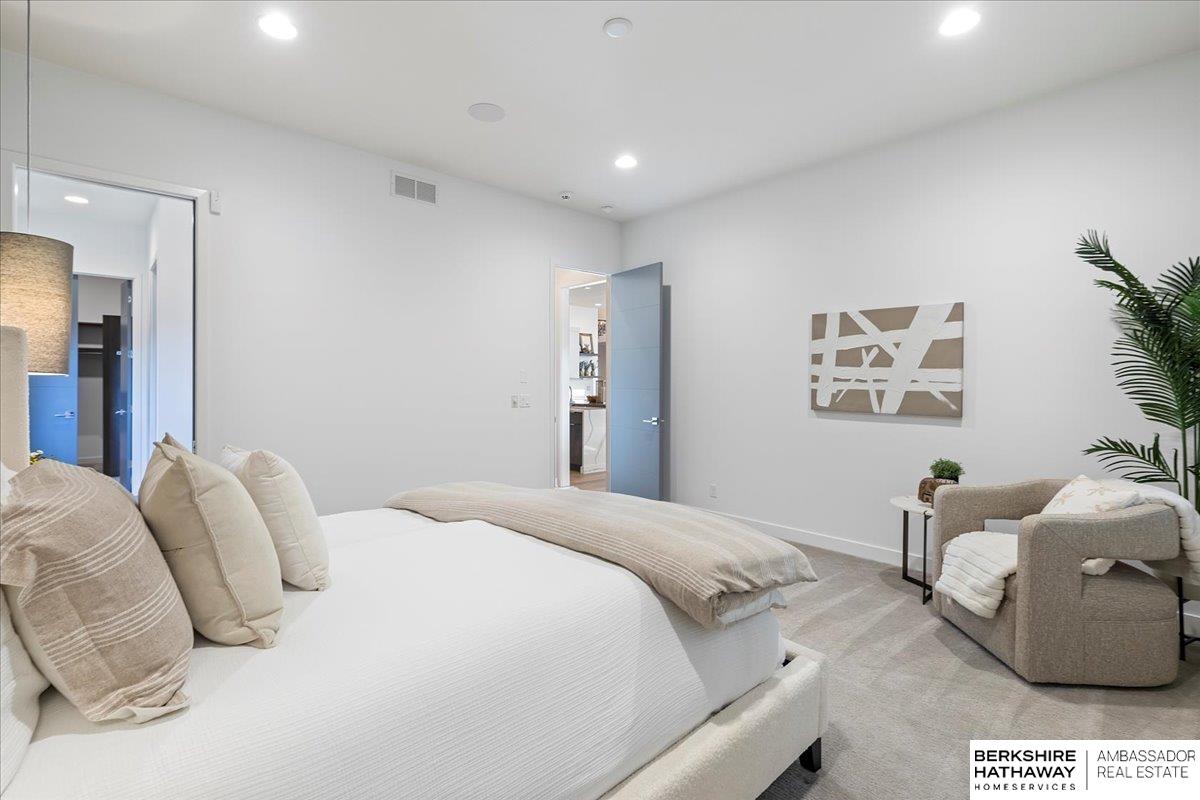 Elkhorn, Nebraska 68022, United States, 4 Bedrooms Bedrooms, ,5 BathroomsBathrooms,Residential,Pending,15675