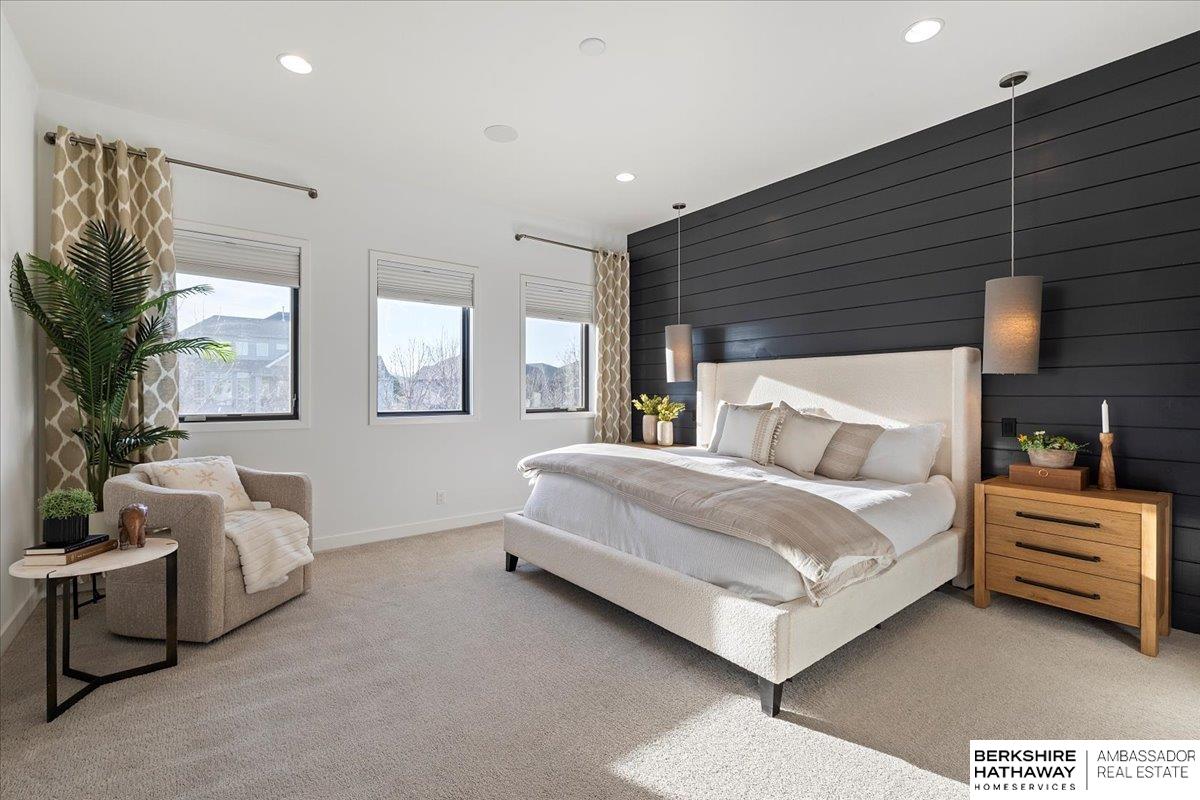 Elkhorn, Nebraska 68022, United States, 4 Bedrooms Bedrooms, ,5 BathroomsBathrooms,Residential,Pending,15675