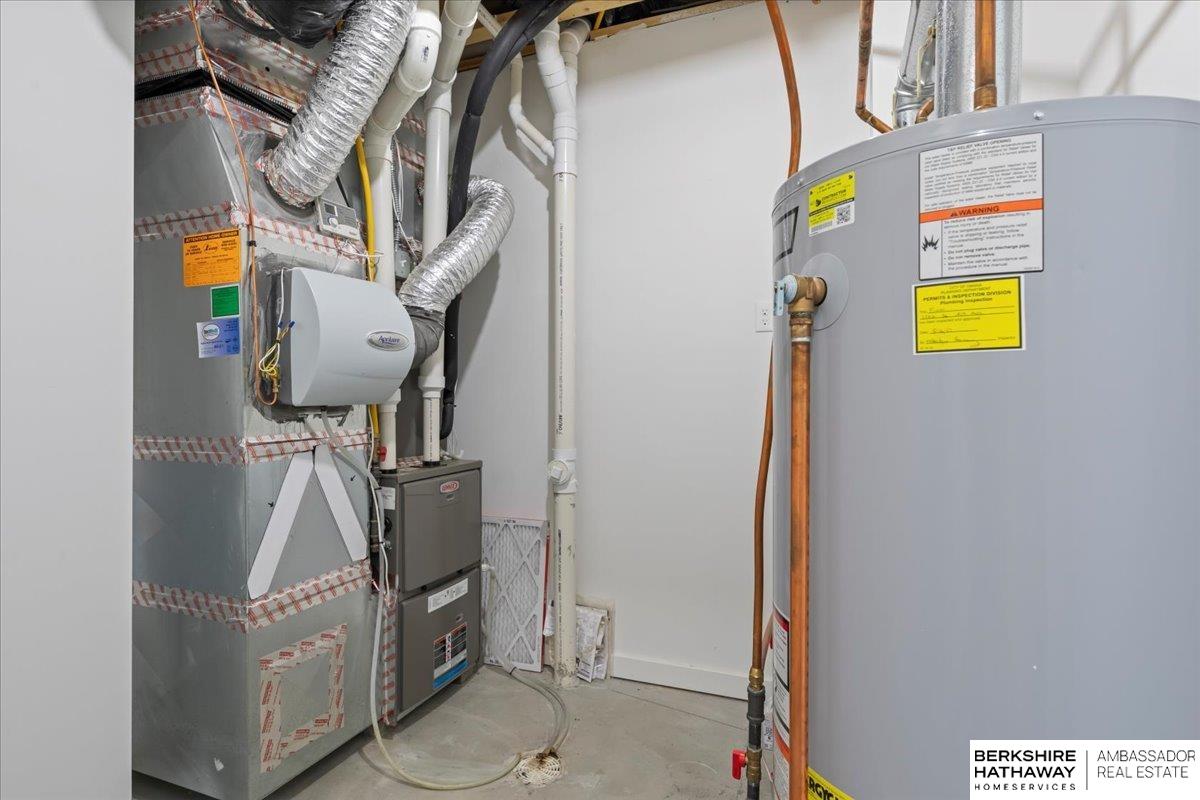 Elkhorn, Nebraska 68022, United States, 4 Bedrooms Bedrooms, ,5 BathroomsBathrooms,Residential,Pending,15675