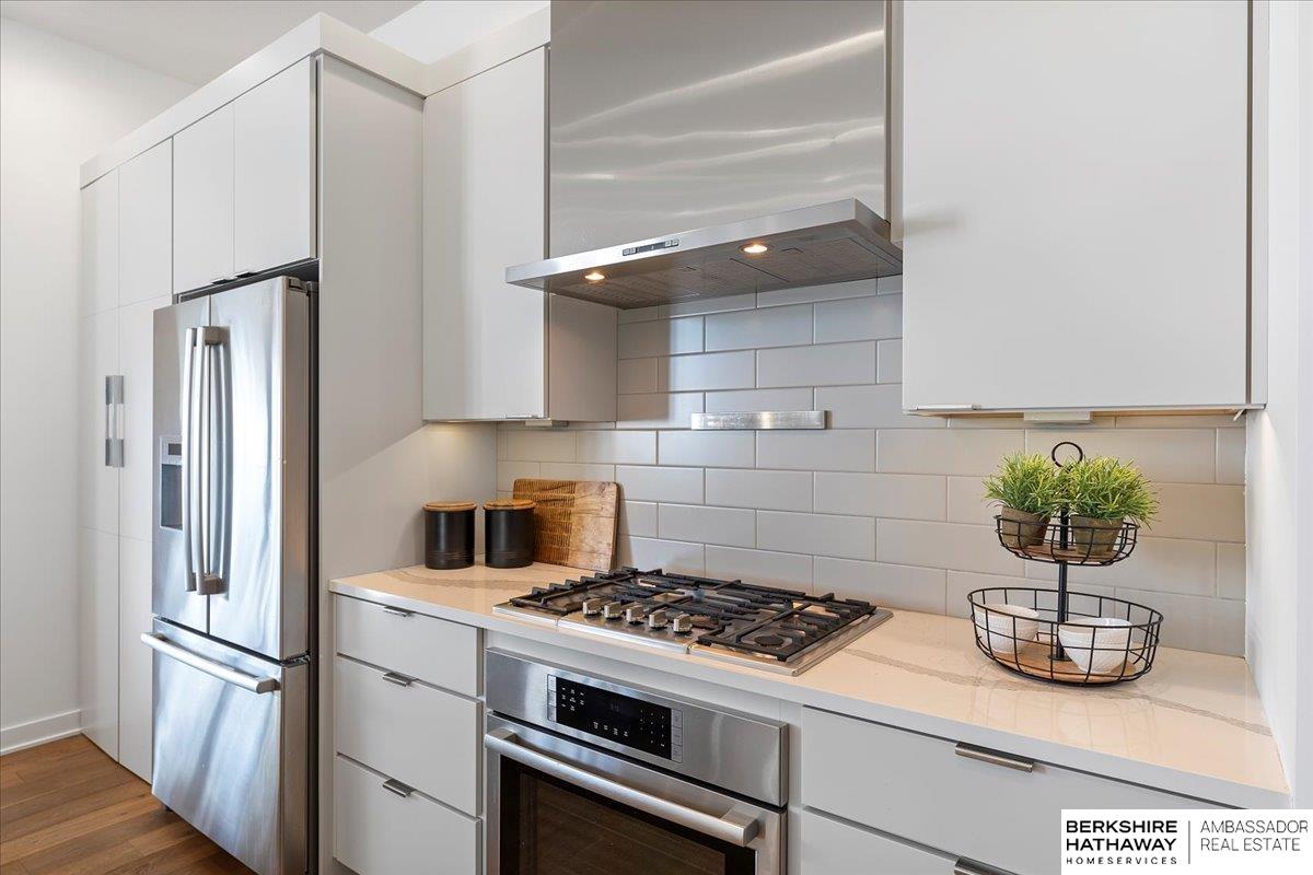 Elkhorn, Nebraska 68022, United States, 4 Bedrooms Bedrooms, ,5 BathroomsBathrooms,Residential,Pending,15675