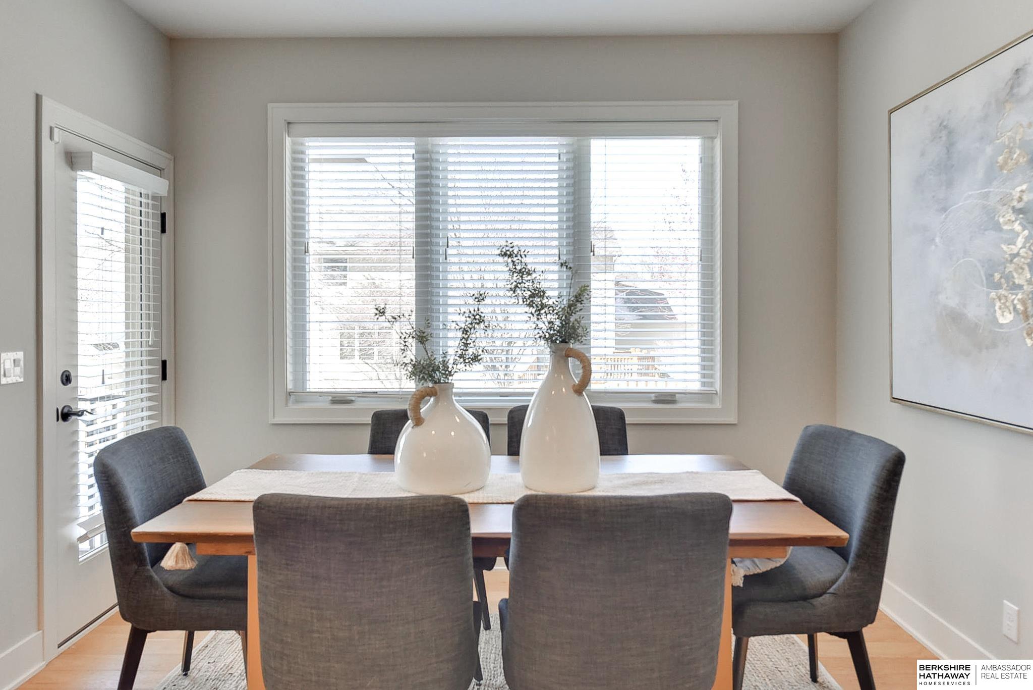 Omaha, Nebraska 68130, United States, 3 Bedrooms Bedrooms, ,3 BathroomsBathrooms,Residential,Pending,93028