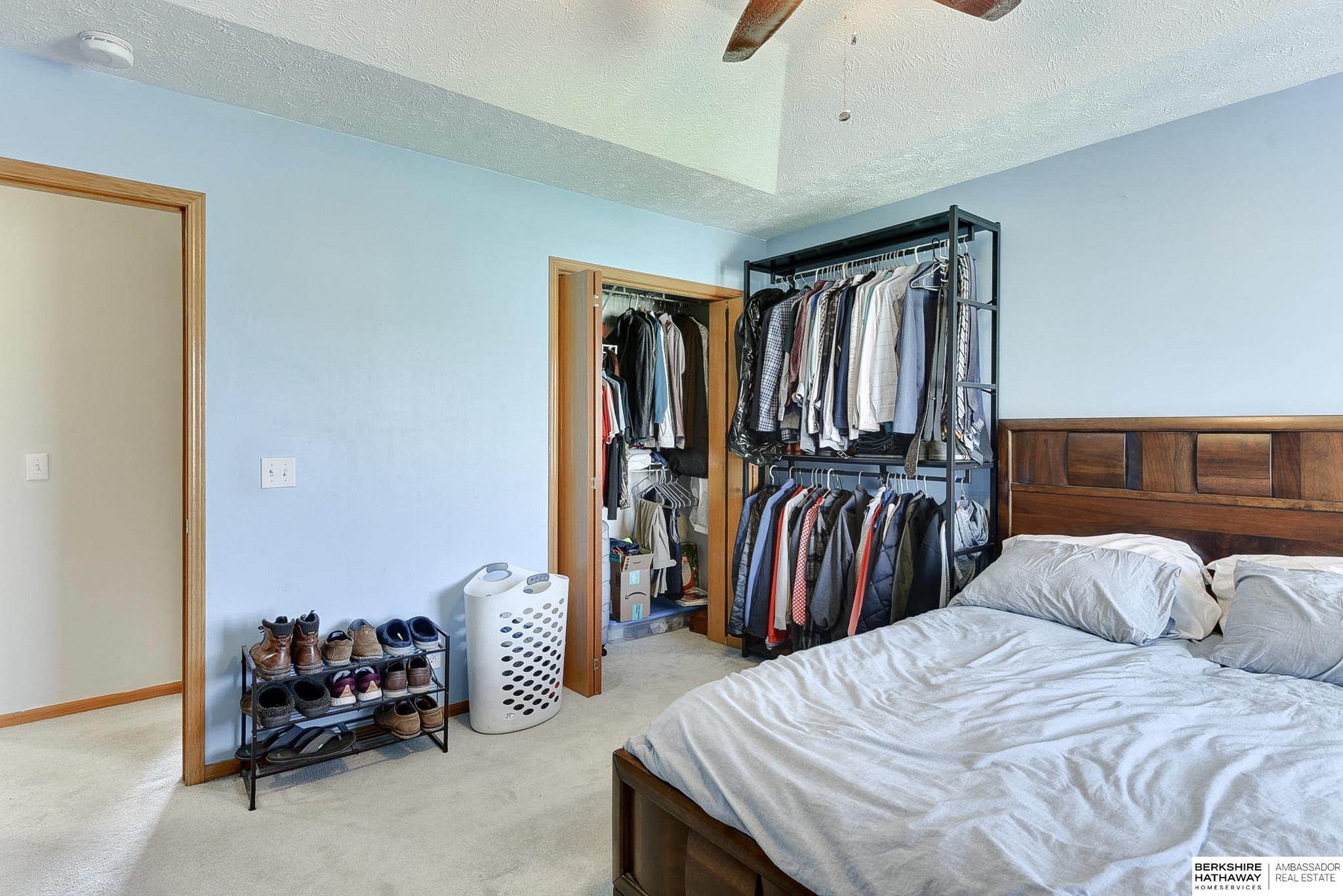 Omaha, Nebraska 68138, United States, 3 Bedrooms Bedrooms, ,2 BathroomsBathrooms,Residential,Pending,114000