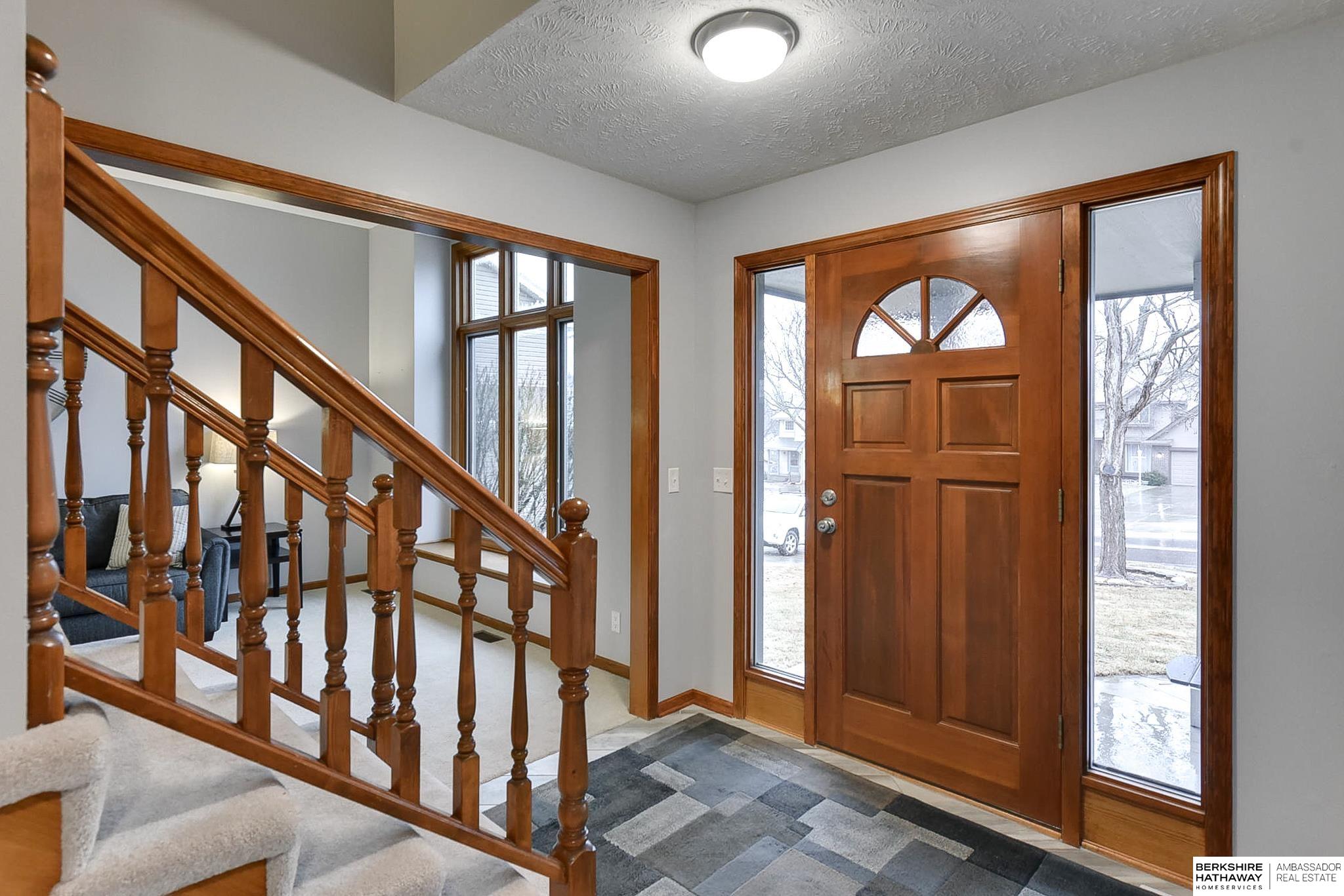 Papillion, Nebraska 68046, United States, 4 Bedrooms Bedrooms, ,4 BathroomsBathrooms,Residential,Pending,83192