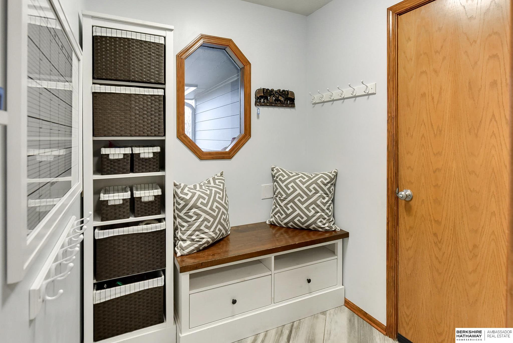 Papillion, Nebraska 68046, United States, 4 Bedrooms Bedrooms, ,4 BathroomsBathrooms,Residential,Pending,83192