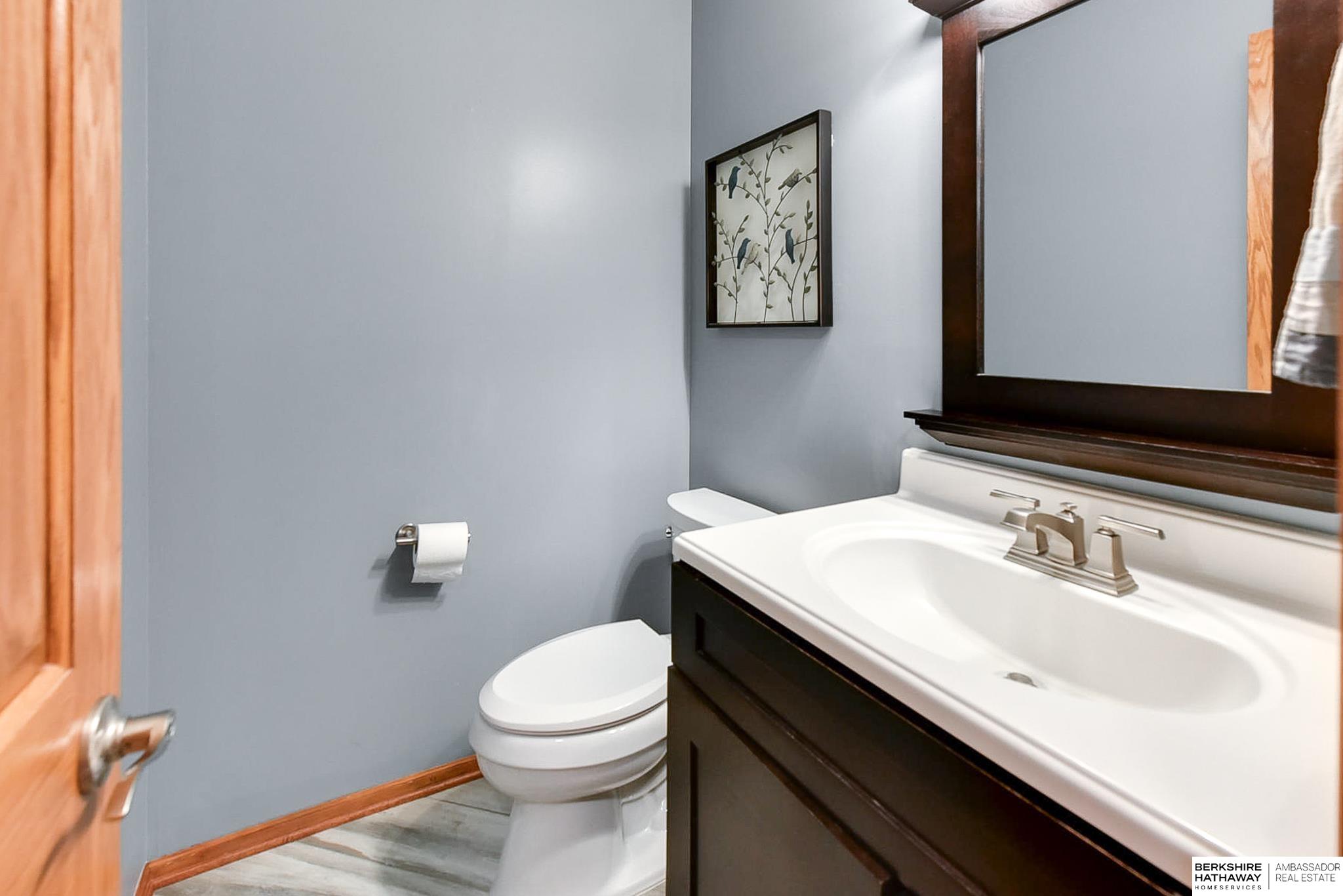 Papillion, Nebraska 68046, United States, 4 Bedrooms Bedrooms, ,4 BathroomsBathrooms,Residential,Pending,83192