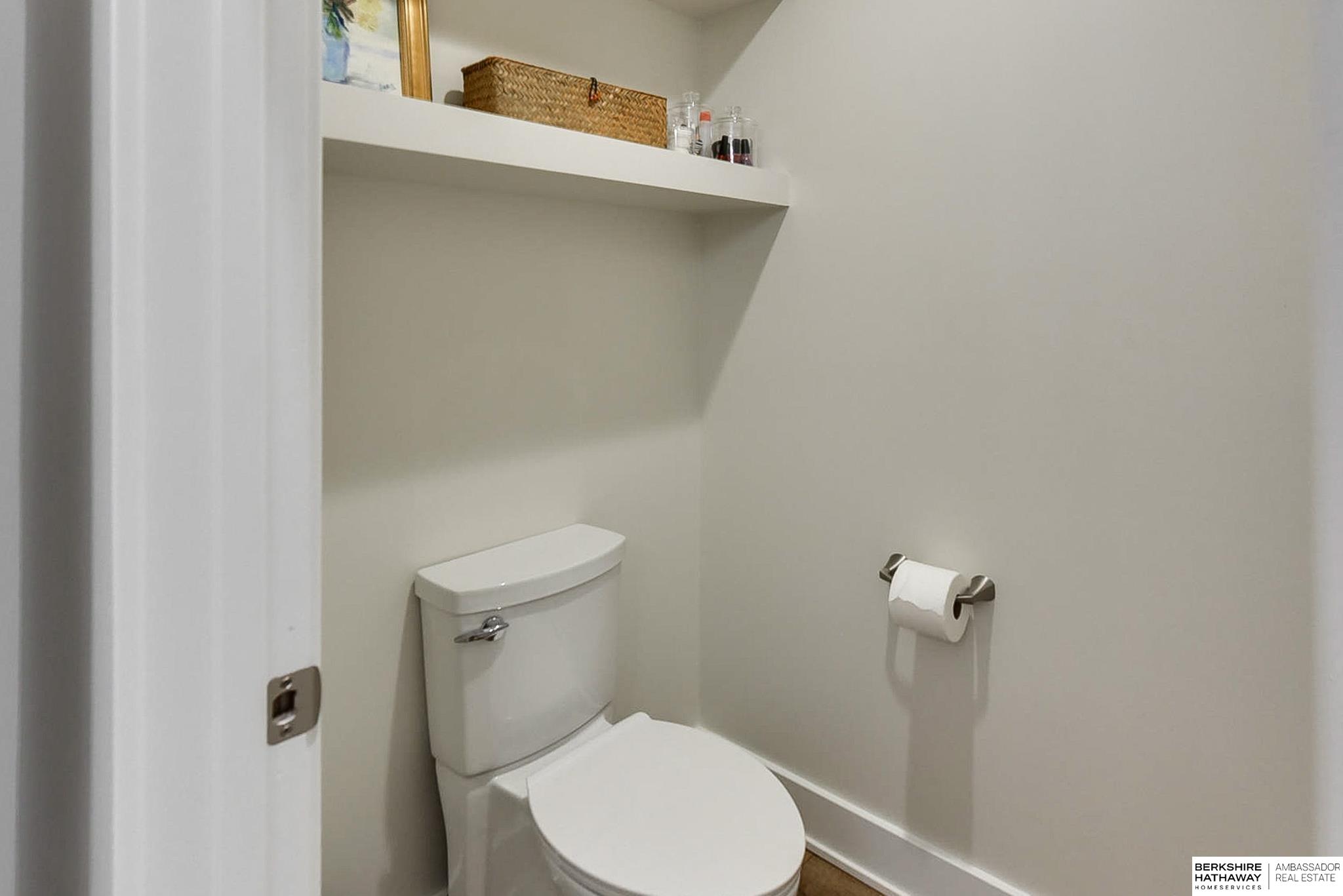 Papillion, Nebraska 68046, United States, 4 Bedrooms Bedrooms, ,4 BathroomsBathrooms,Residential,Pending,83192