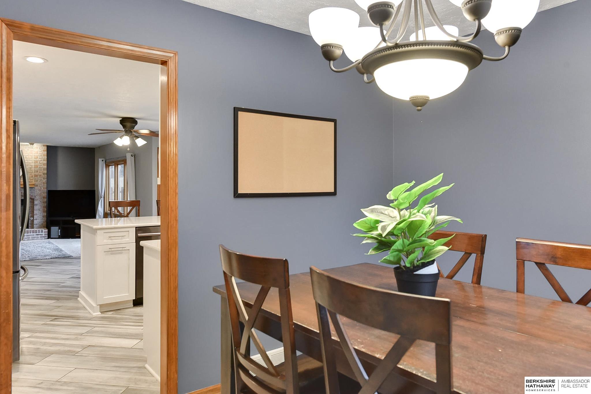 Papillion, Nebraska 68046, United States, 4 Bedrooms Bedrooms, ,4 BathroomsBathrooms,Residential,Pending,83192