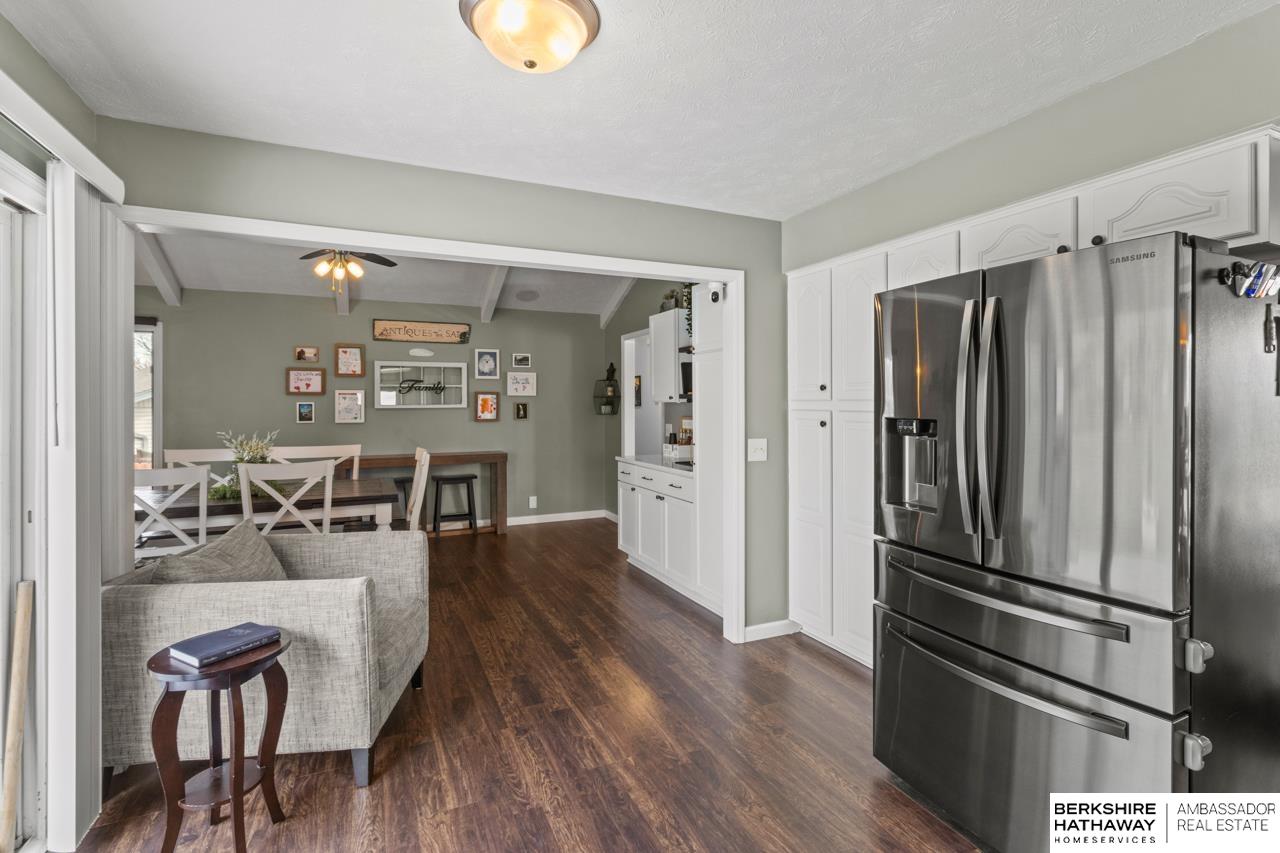 Omaha, Nebraska 68130, United States, 3 Bedrooms Bedrooms, ,2 BathroomsBathrooms,Residential,Pending,105813