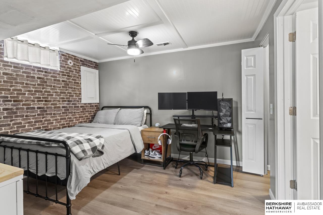 Omaha, Nebraska 68130, United States, 3 Bedrooms Bedrooms, ,2 BathroomsBathrooms,Residential,Pending,105813