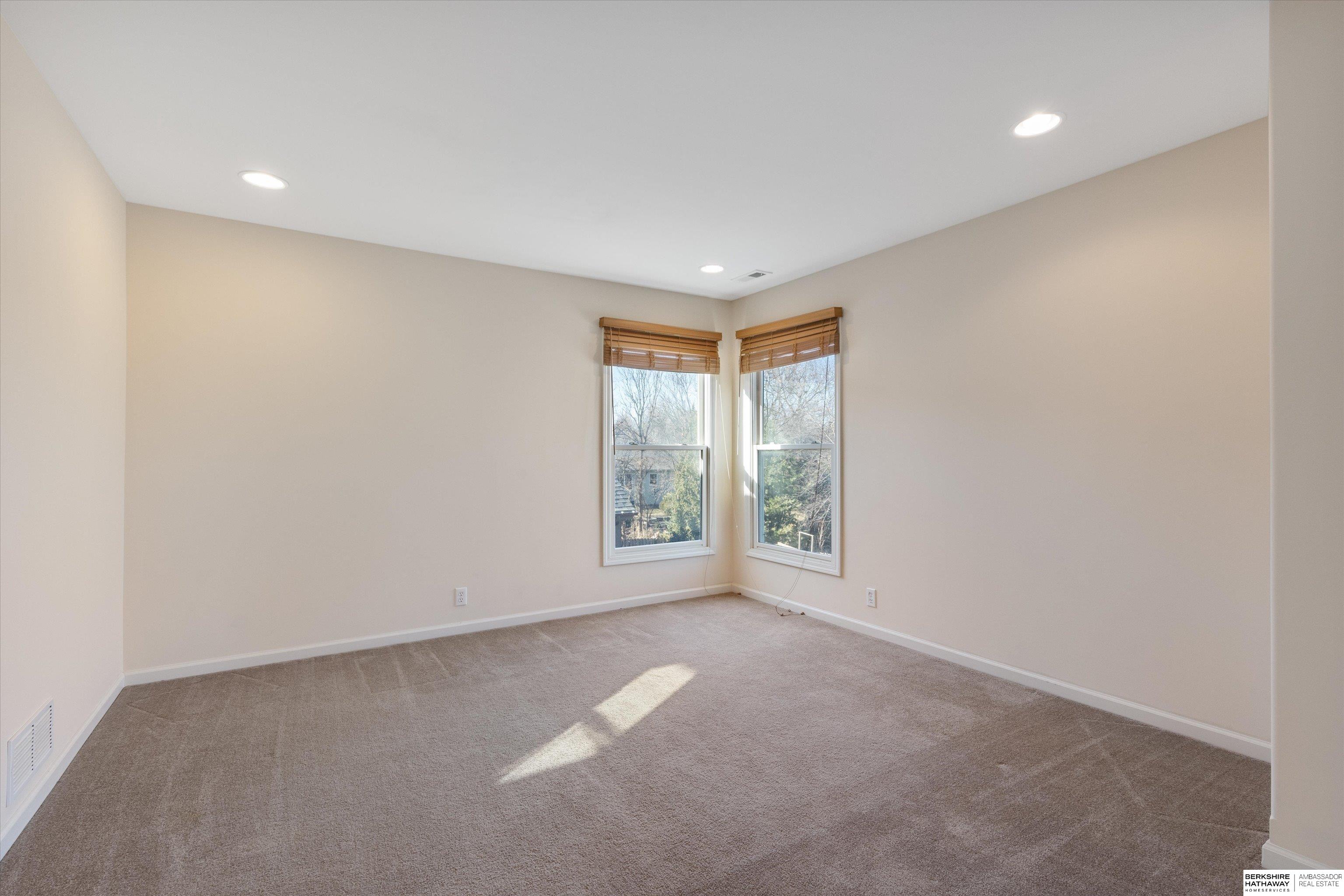 Omaha, Nebraska 68022, United States, 4 Bedrooms Bedrooms, ,4 BathroomsBathrooms,Residential,Pending,17835