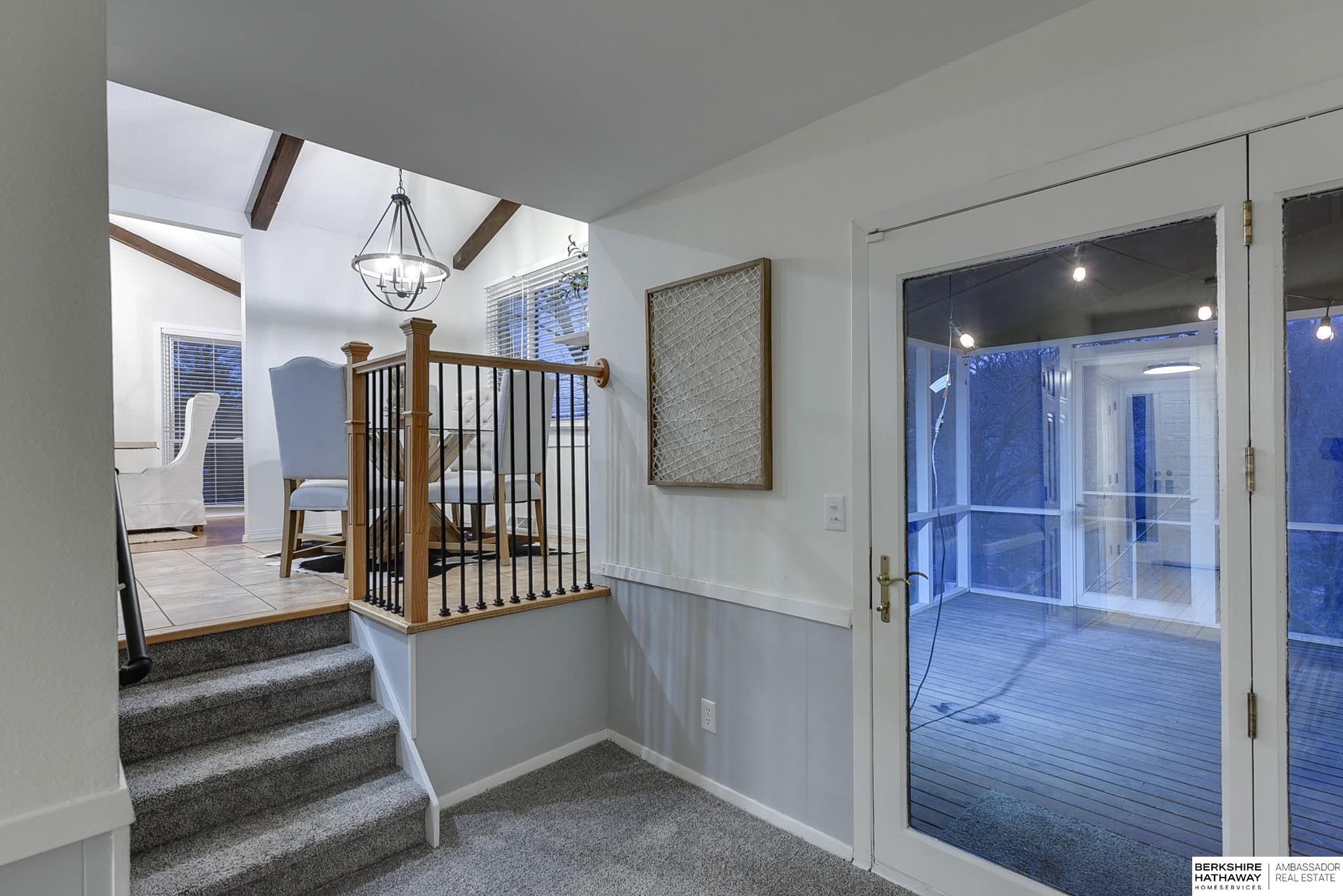 Bellevue, Nebraska 68005, United States, 4 Bedrooms Bedrooms, ,3 BathroomsBathrooms,Residential,Pending,26627