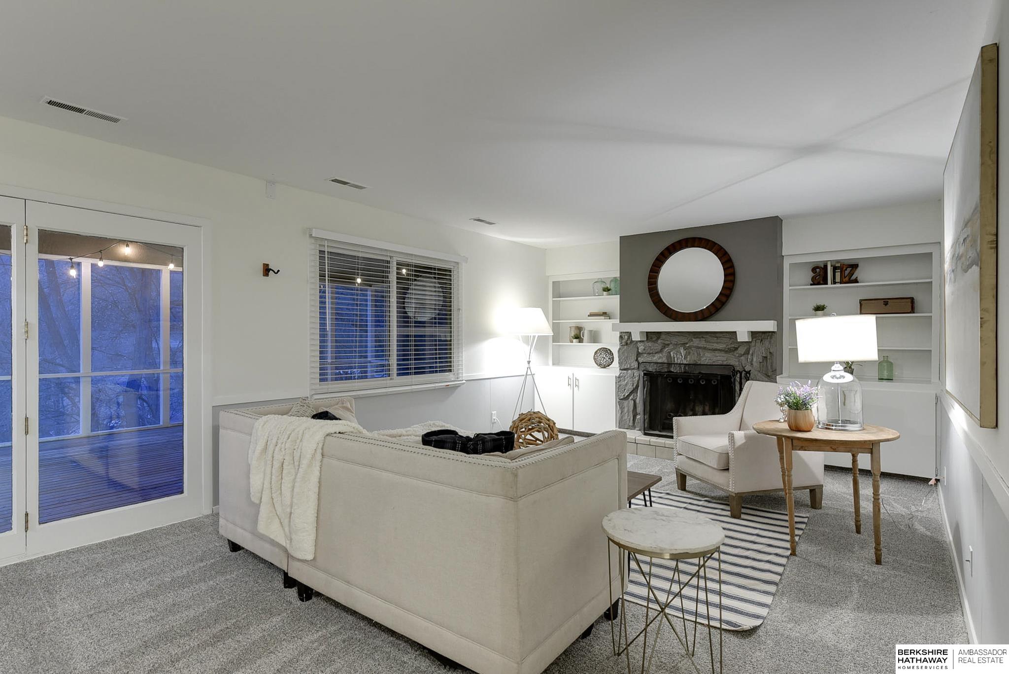 Bellevue, Nebraska 68005, United States, 4 Bedrooms Bedrooms, ,3 BathroomsBathrooms,Residential,Pending,26627