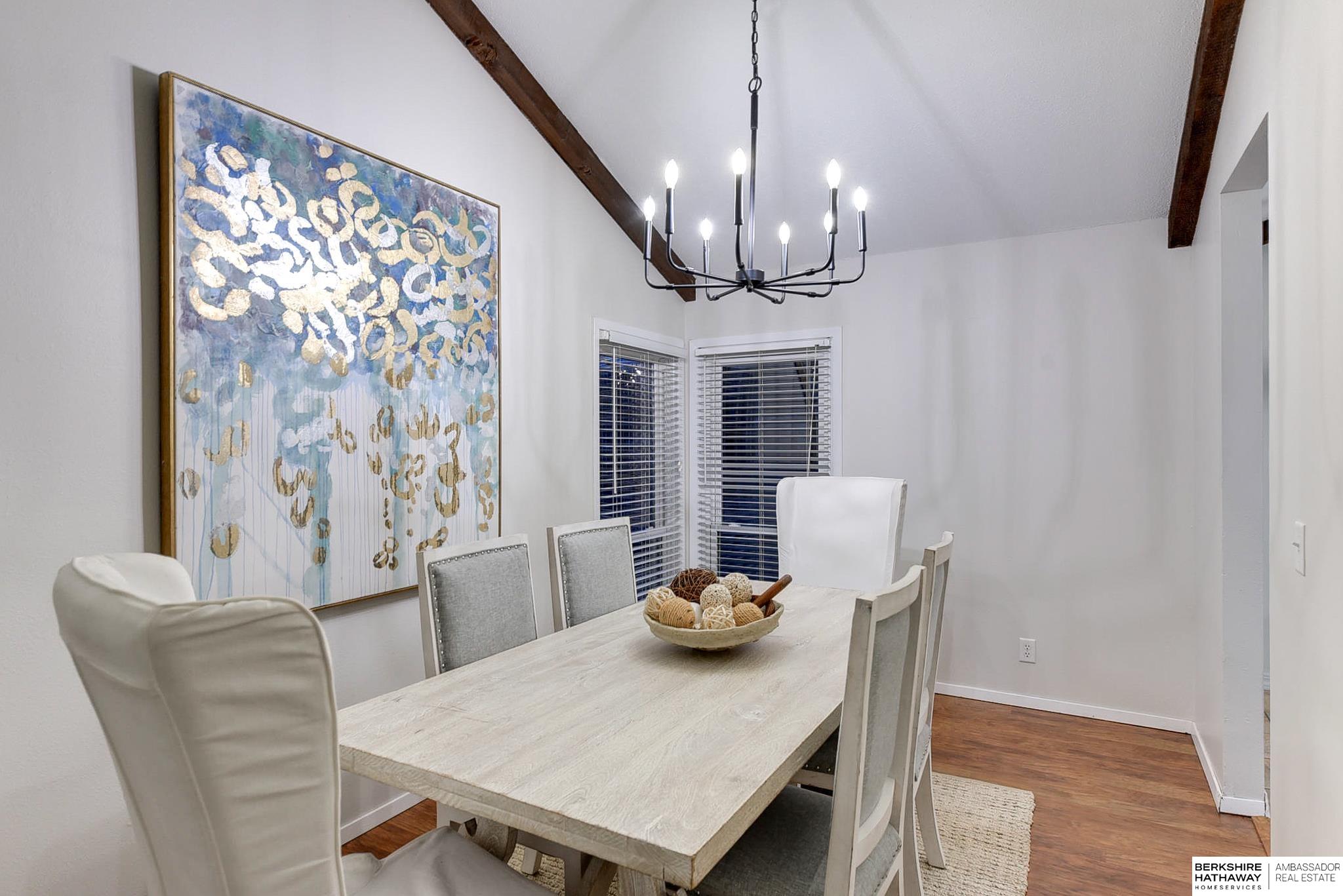 Bellevue, Nebraska 68005, United States, 4 Bedrooms Bedrooms, ,3 BathroomsBathrooms,Residential,Pending,26627