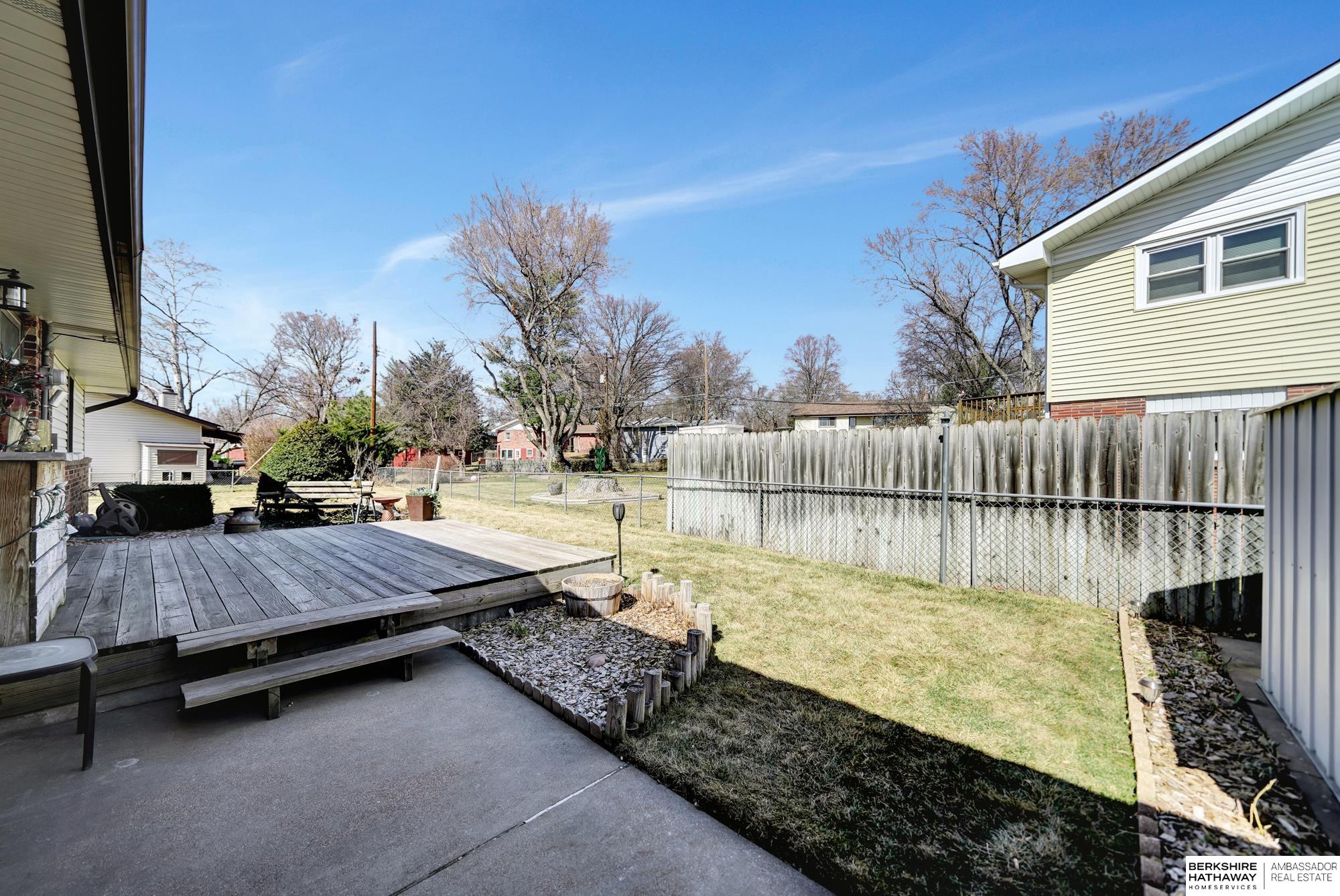 Lincoln, Nebraska 68516, United States, 3 Bedrooms Bedrooms, ,2 BathroomsBathrooms,Residential,Pending,92172