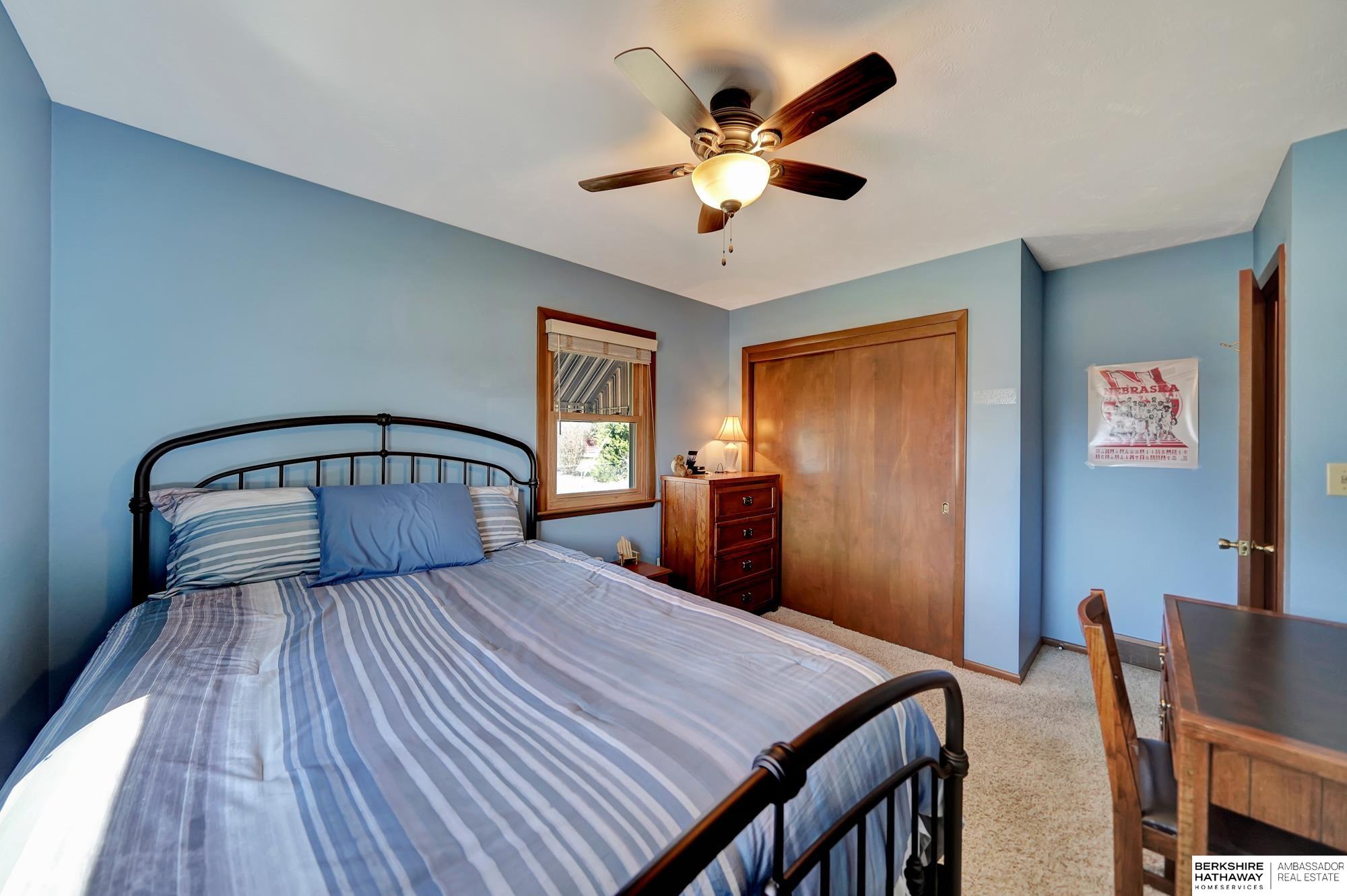 Lincoln, Nebraska 68516, United States, 3 Bedrooms Bedrooms, ,2 BathroomsBathrooms,Residential,Pending,92172