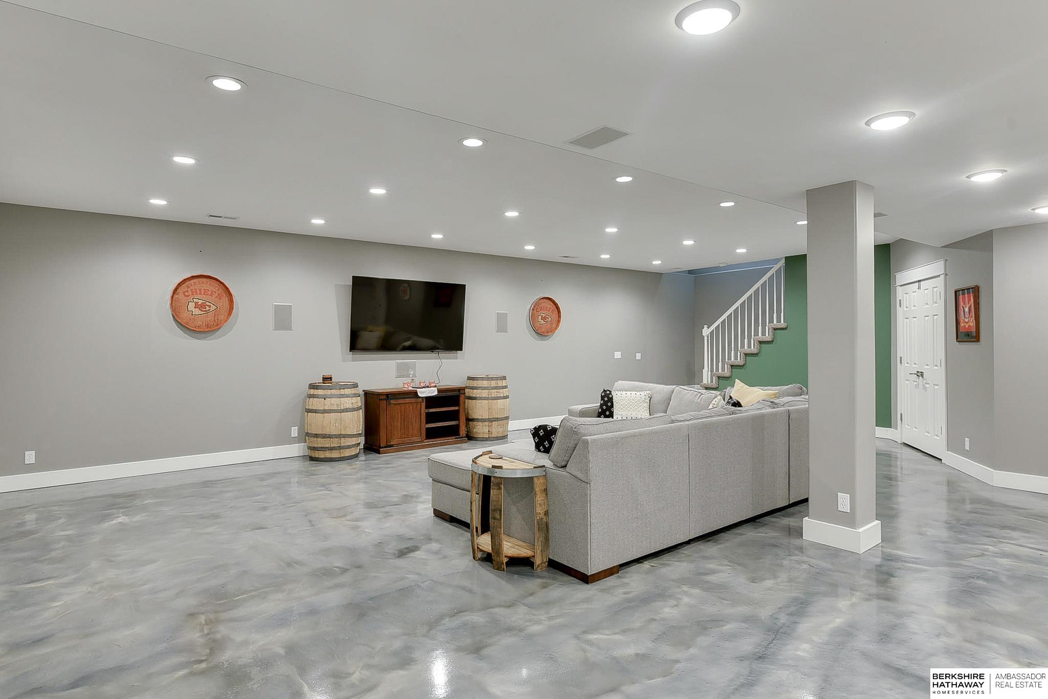 Omaha, Nebraska 68116, United States, 3 Bedrooms Bedrooms, ,3 BathroomsBathrooms,Residential,Active,92433