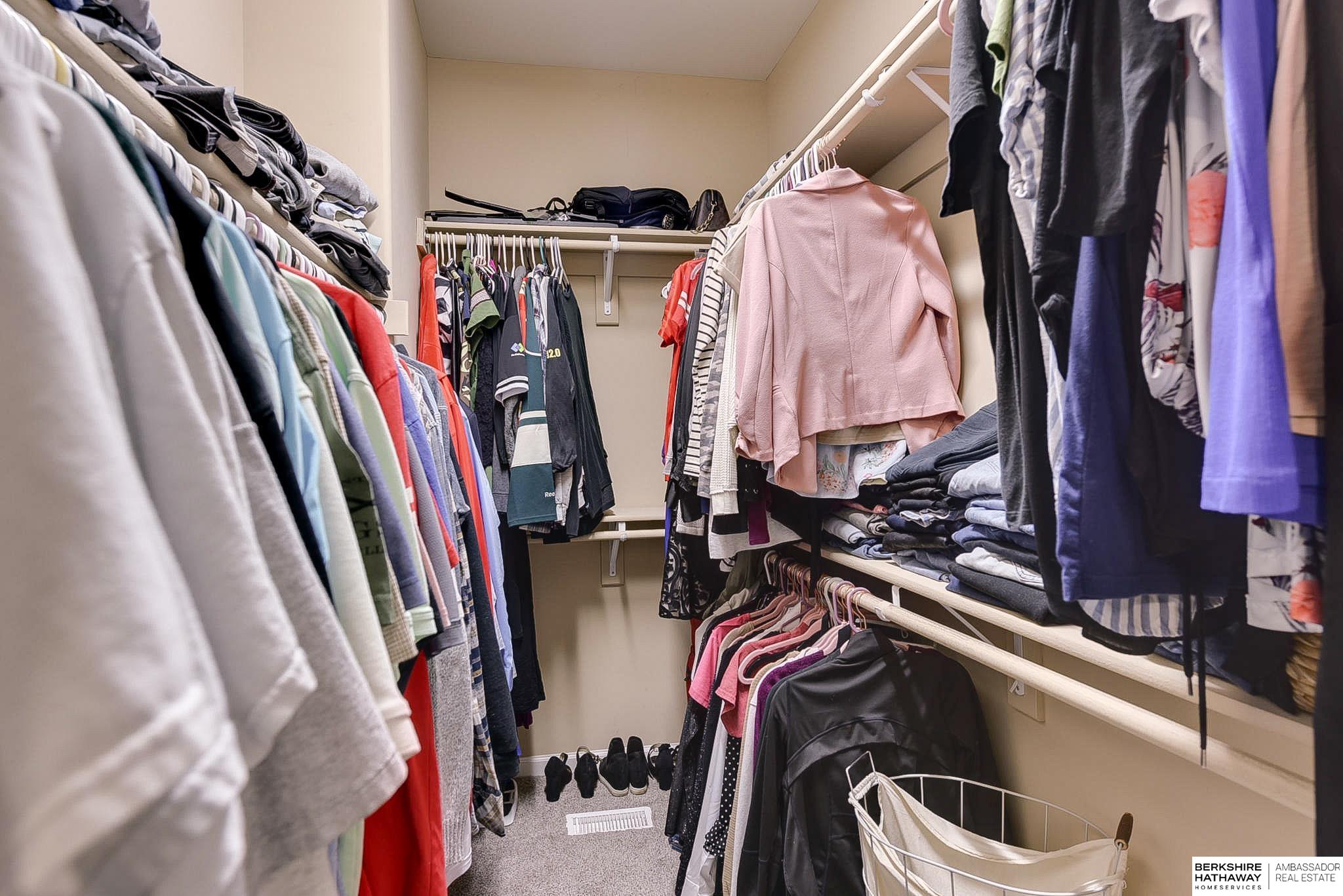 Omaha, Nebraska 68116, United States, 3 Bedrooms Bedrooms, ,3 BathroomsBathrooms,Residential,Active,92433