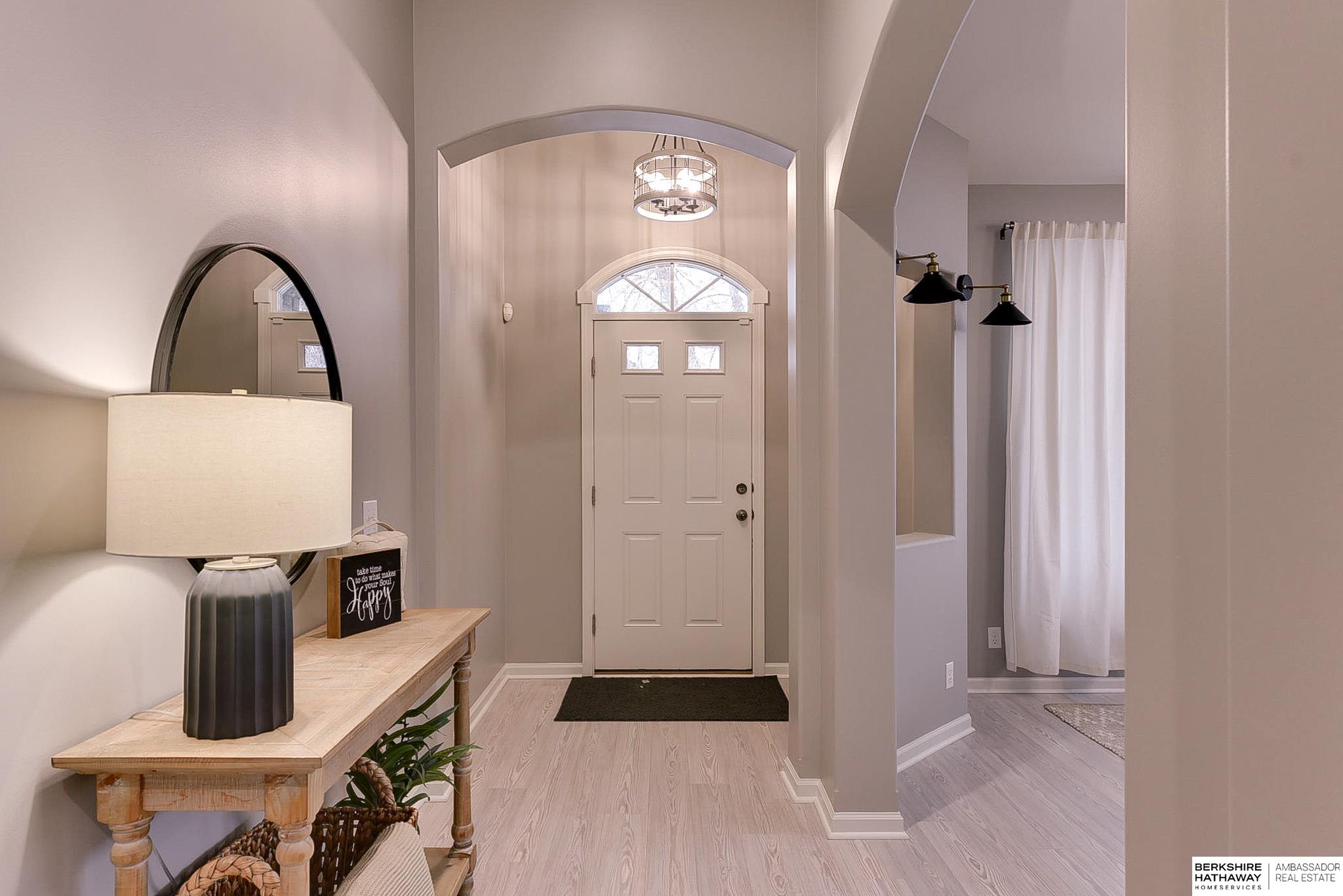 Omaha, Nebraska 68116, United States, 3 Bedrooms Bedrooms, ,3 BathroomsBathrooms,Residential,Active,92433