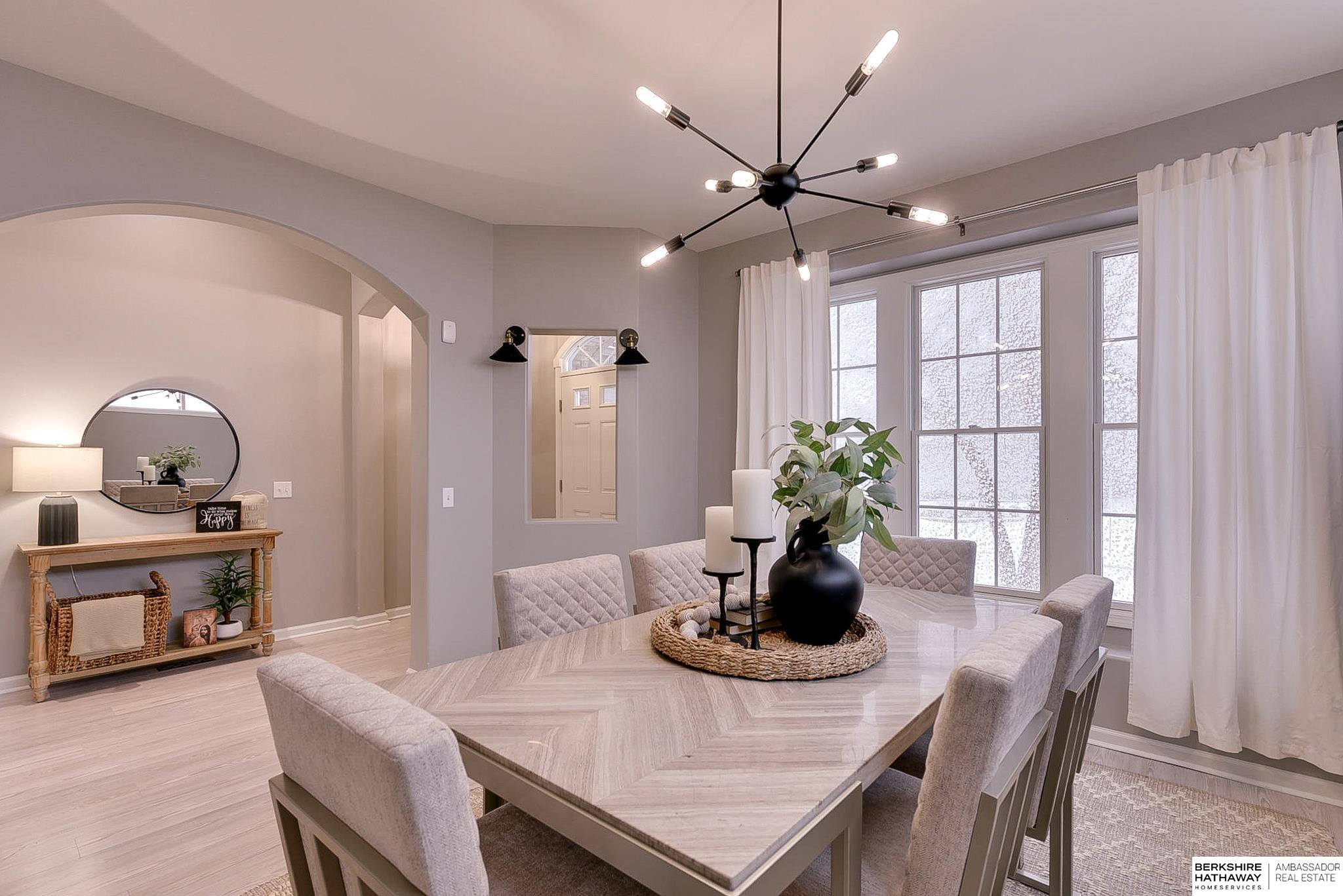 Omaha, Nebraska 68116, United States, 3 Bedrooms Bedrooms, ,3 BathroomsBathrooms,Residential,Active,92433